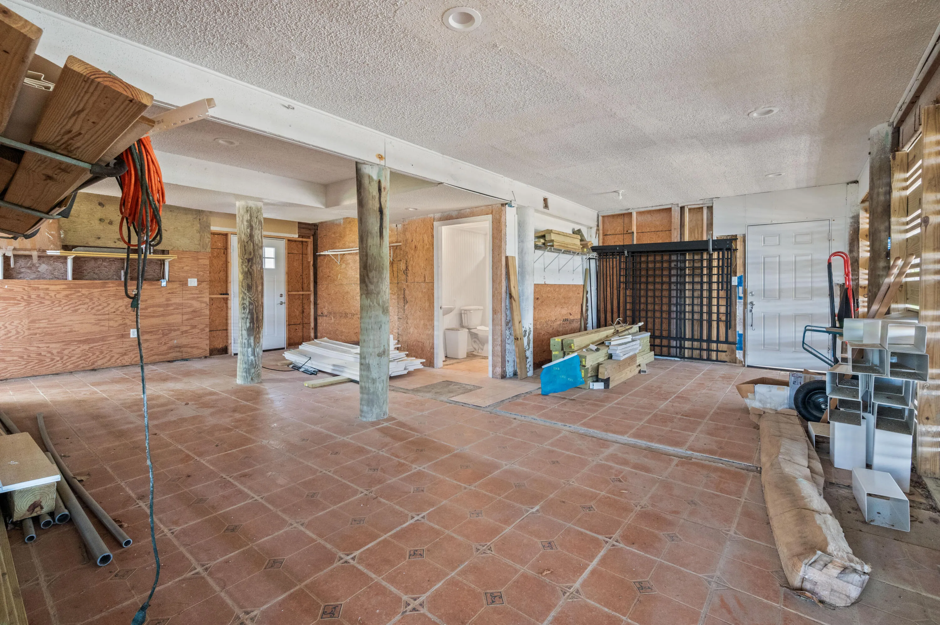 Mary Esther, Florida 32569, United States, 4 Bedrooms Bedrooms, ,4 BathroomsBathrooms,Residential,Active,138467