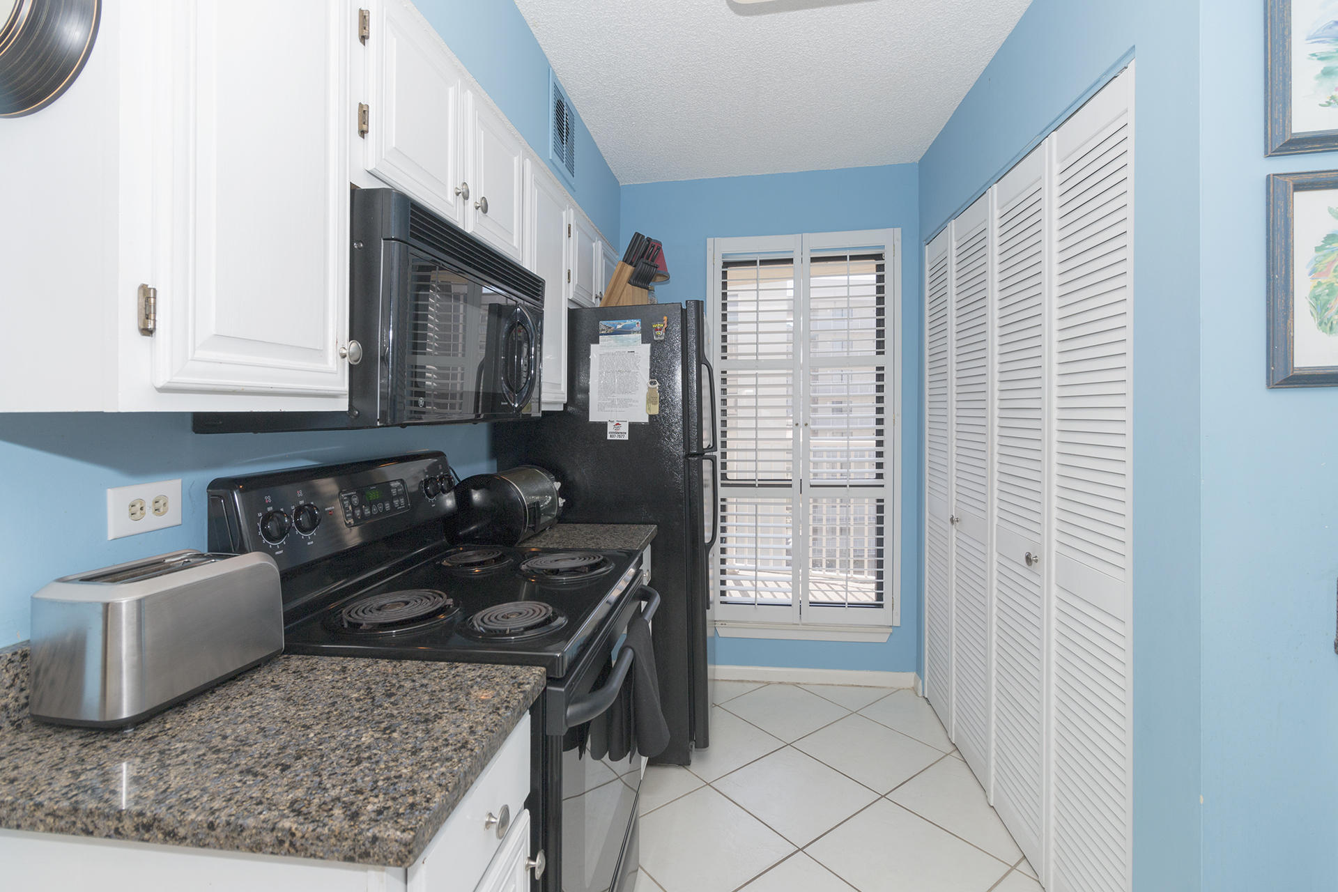 MAINSAIL CONDO PH 3 - Residential