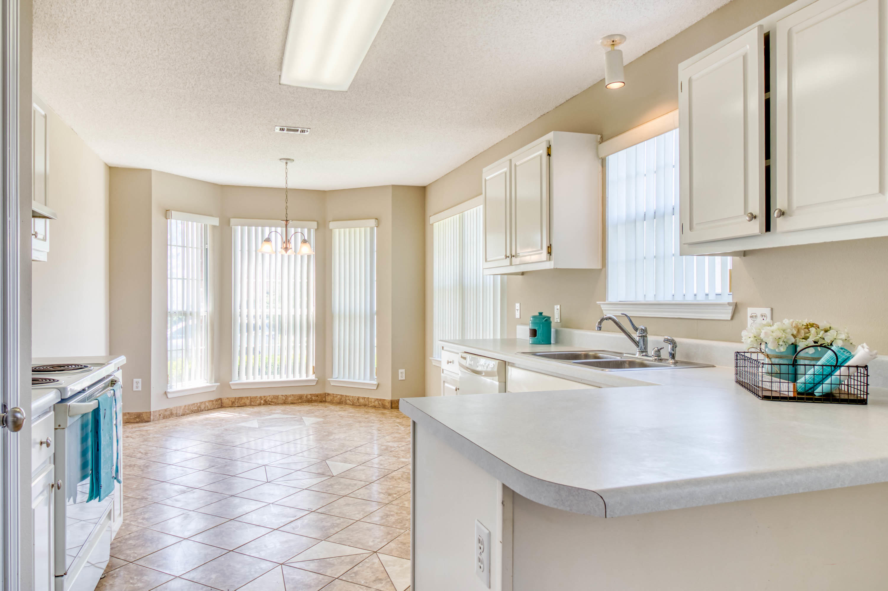 CHEROKEE BEND S/D PH 2 - Residential