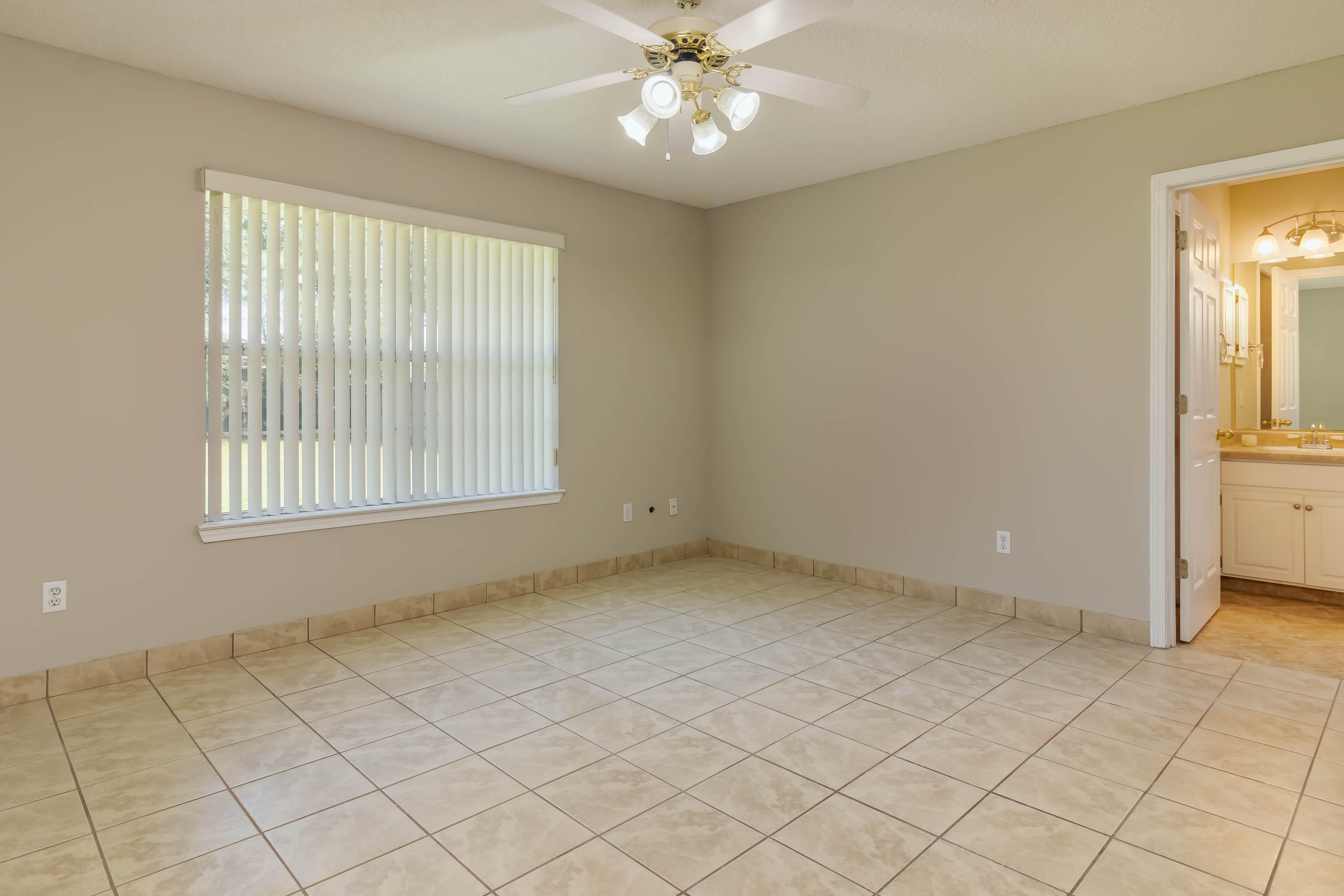 CHEROKEE BEND S/D PH 2 - Residential