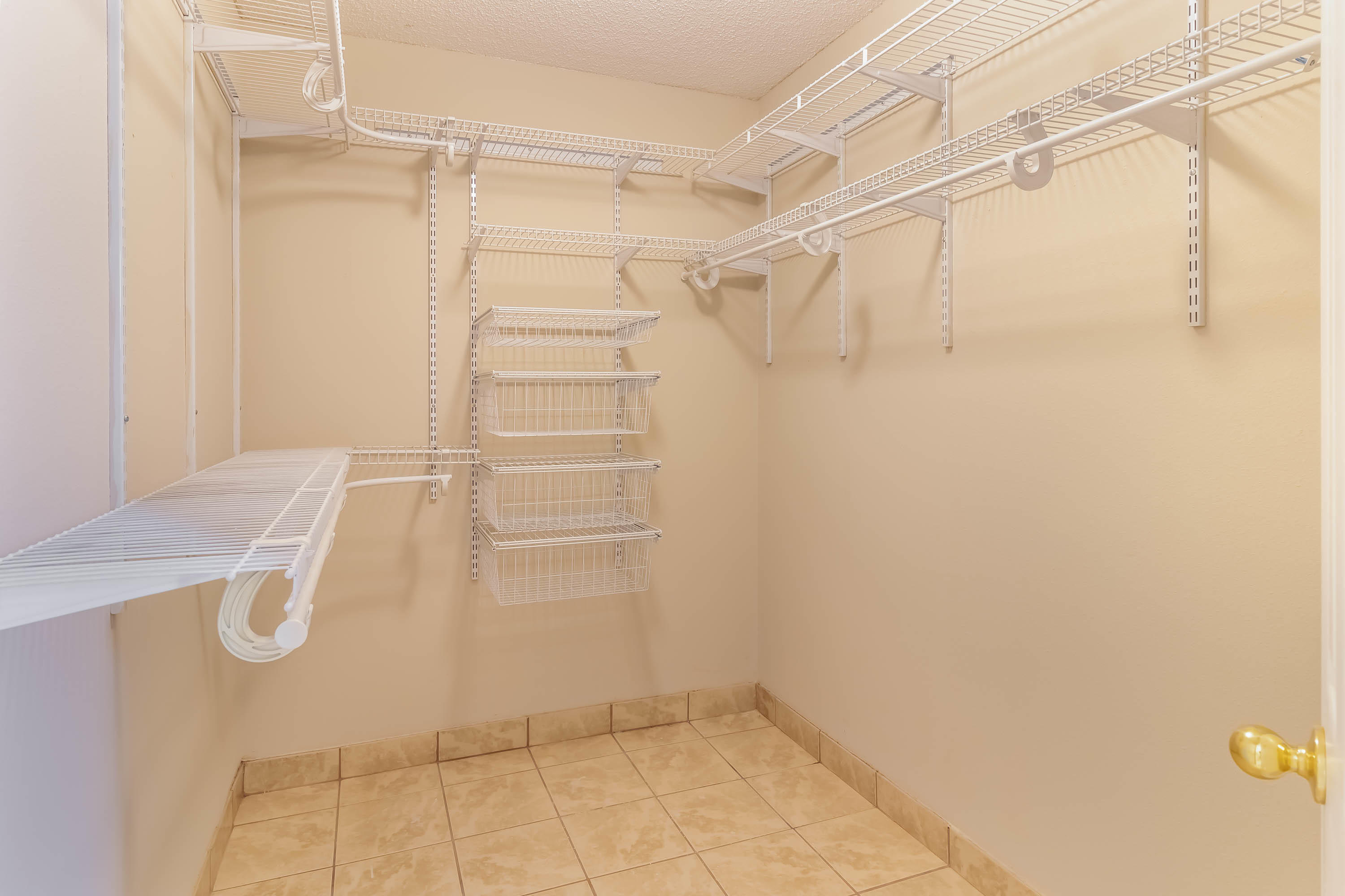 CHEROKEE BEND S/D PH 2 - Residential