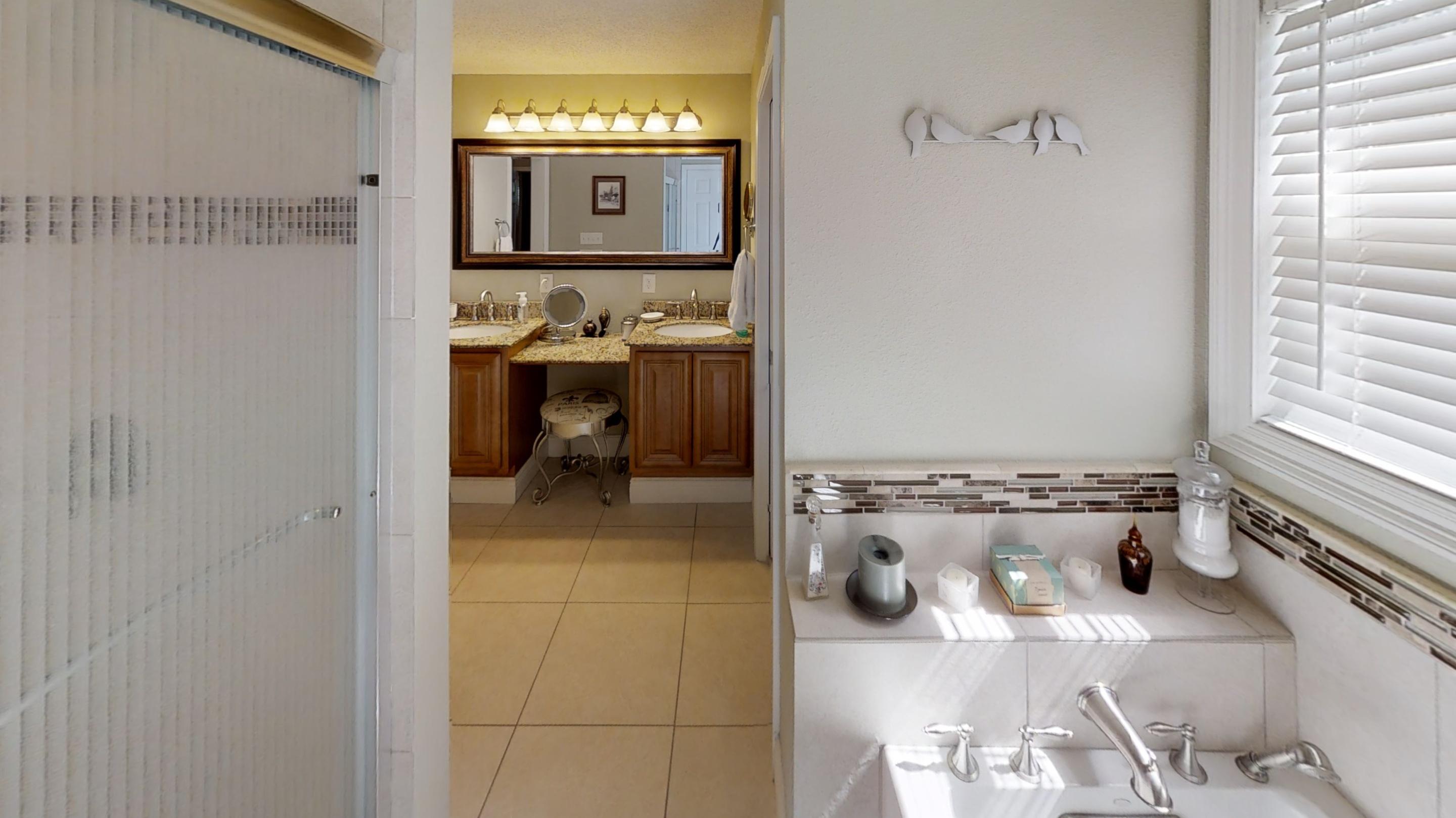 ROSEWOOD HOMES - Residential