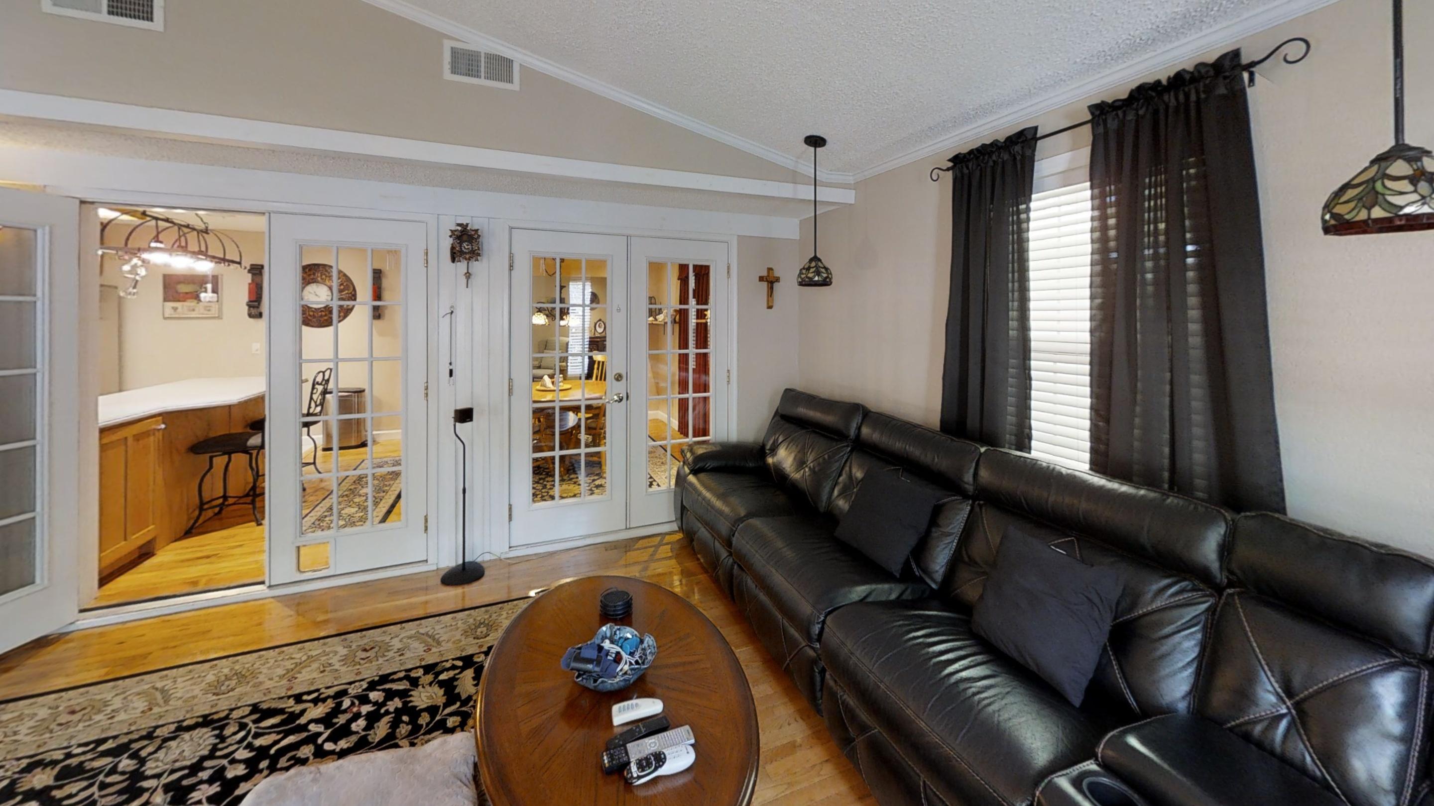 ROSEWOOD HOMES - Residential