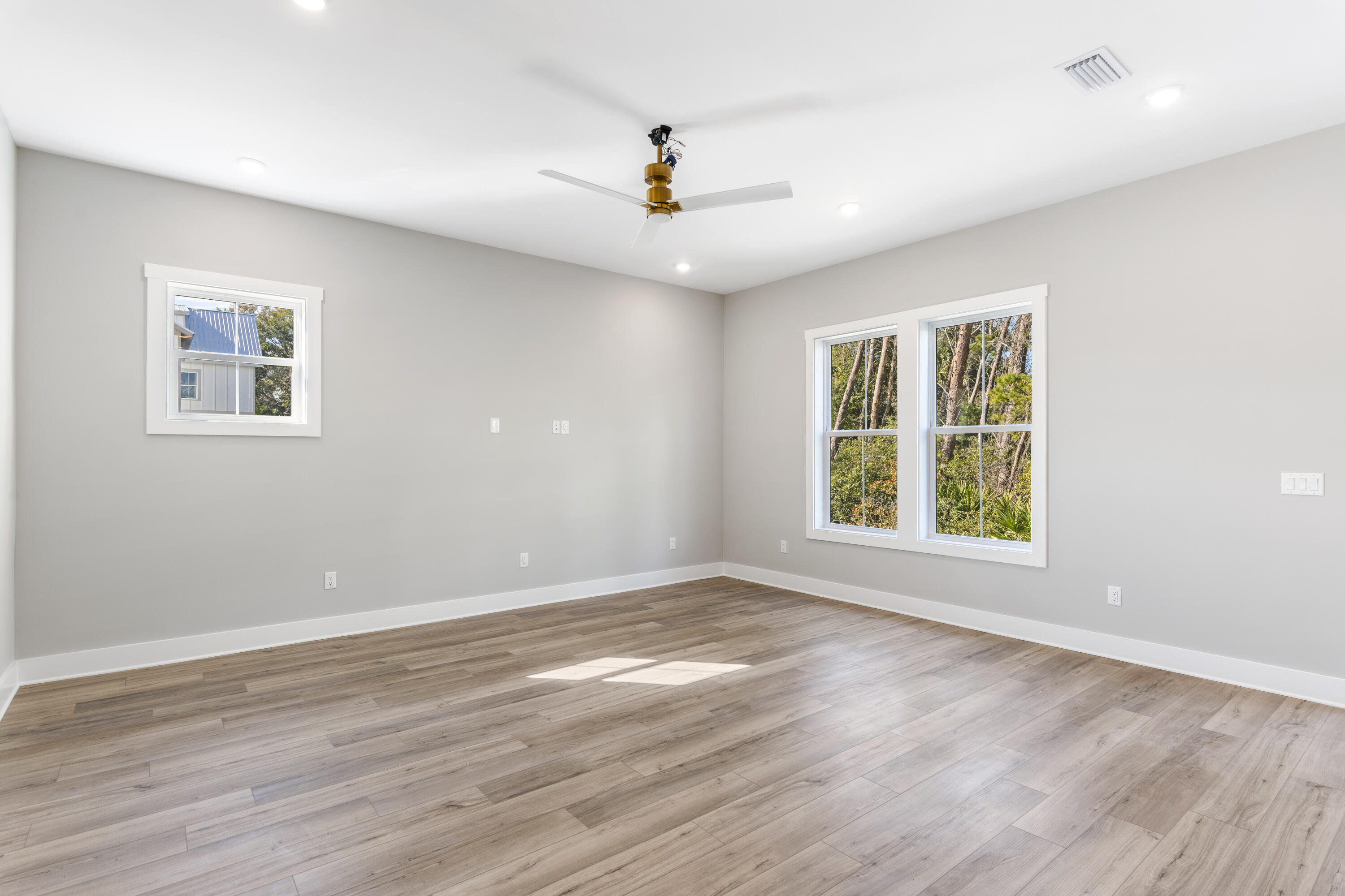 Nautilus Pointe - Residential