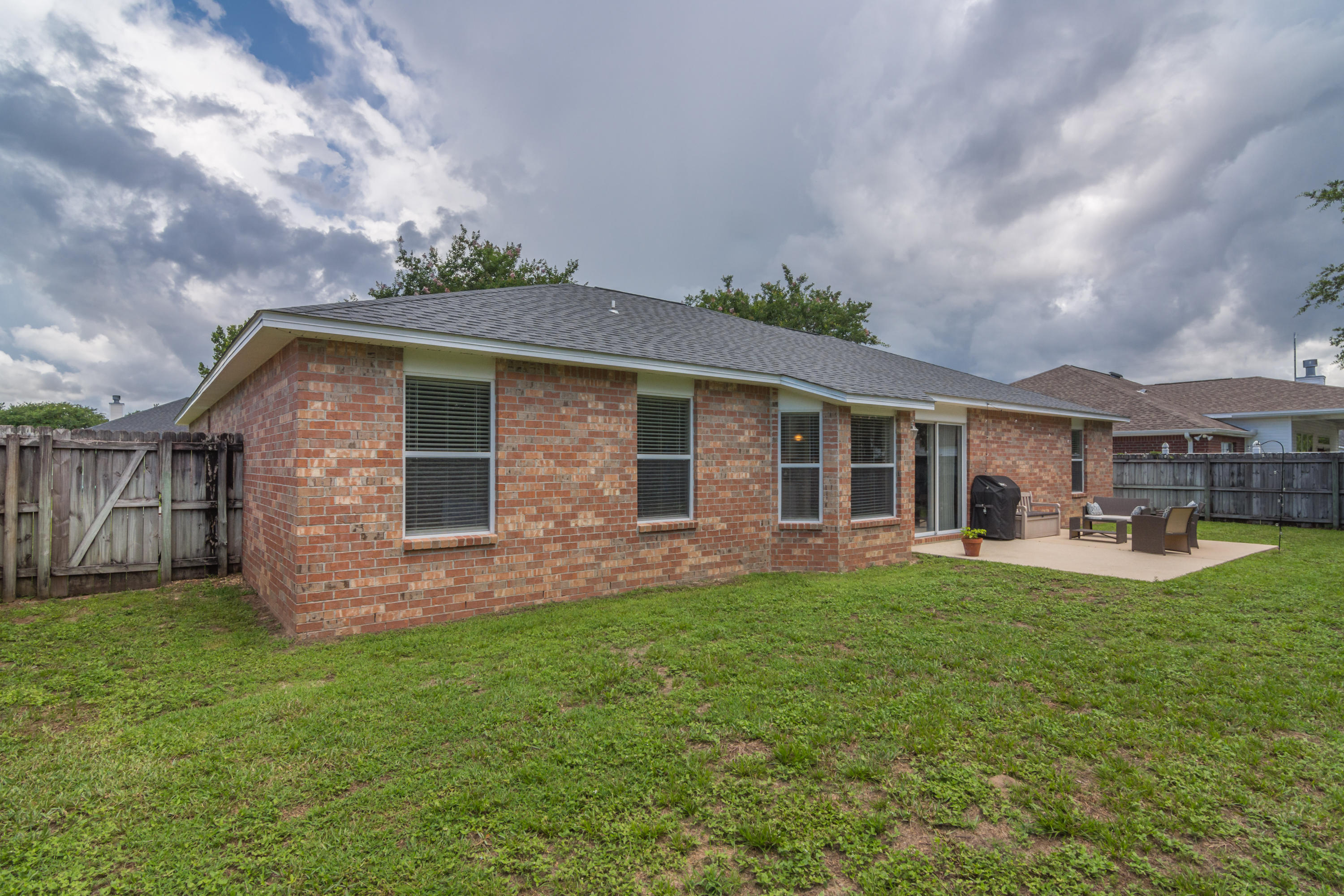 SHADOW OAK S/D - Residential