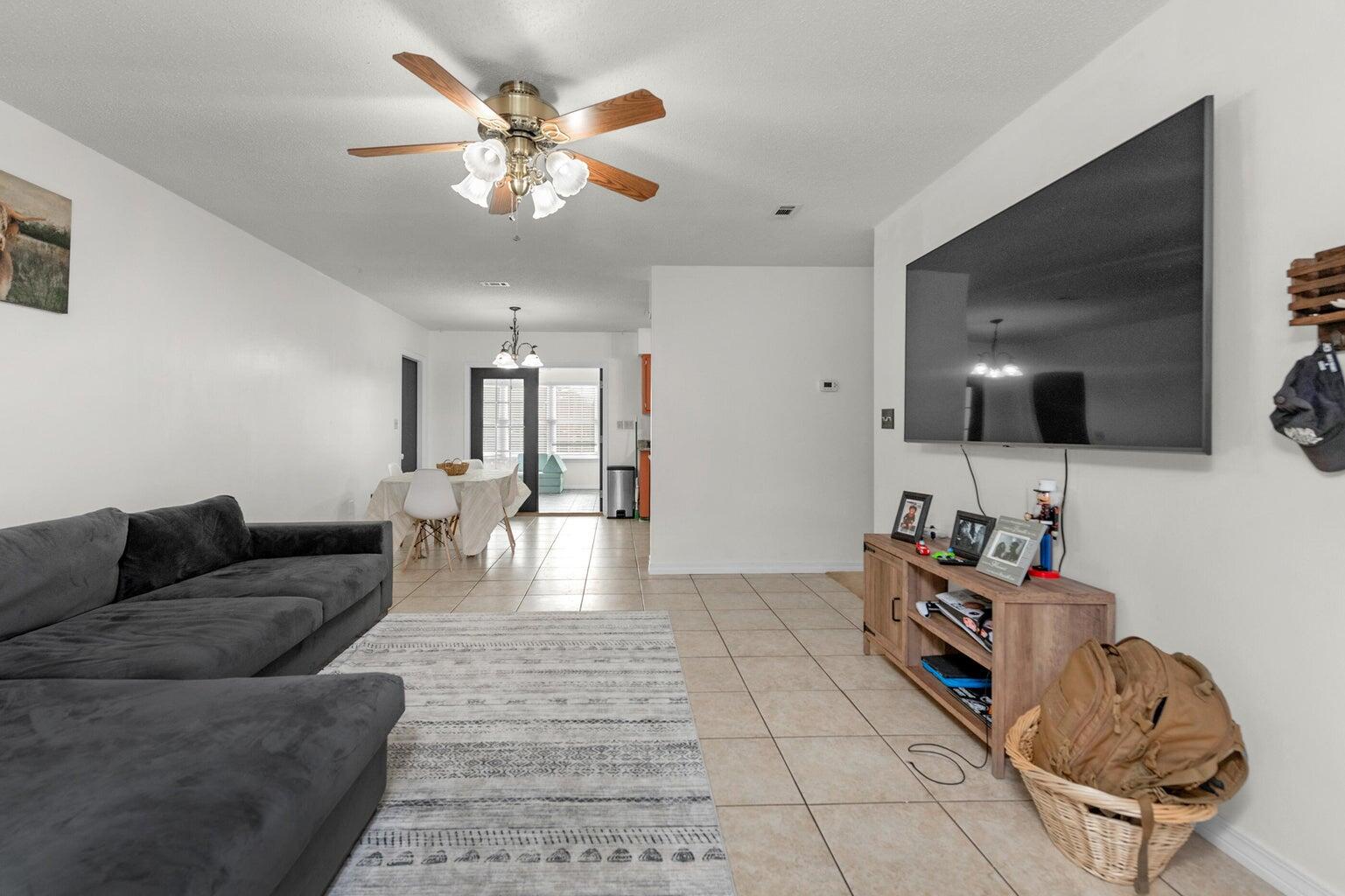 SHOAL WOOD EST 1ST PH II - Residential Lease