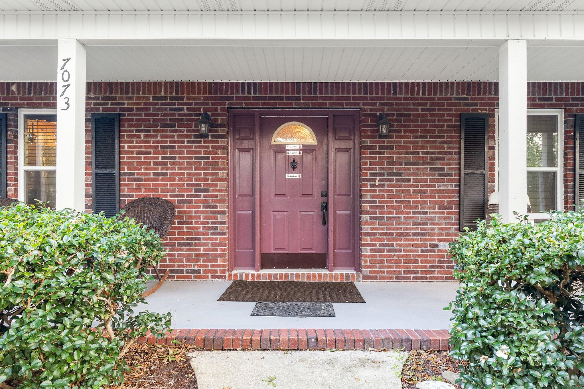 ROBLEDAL ESTATES - Residential