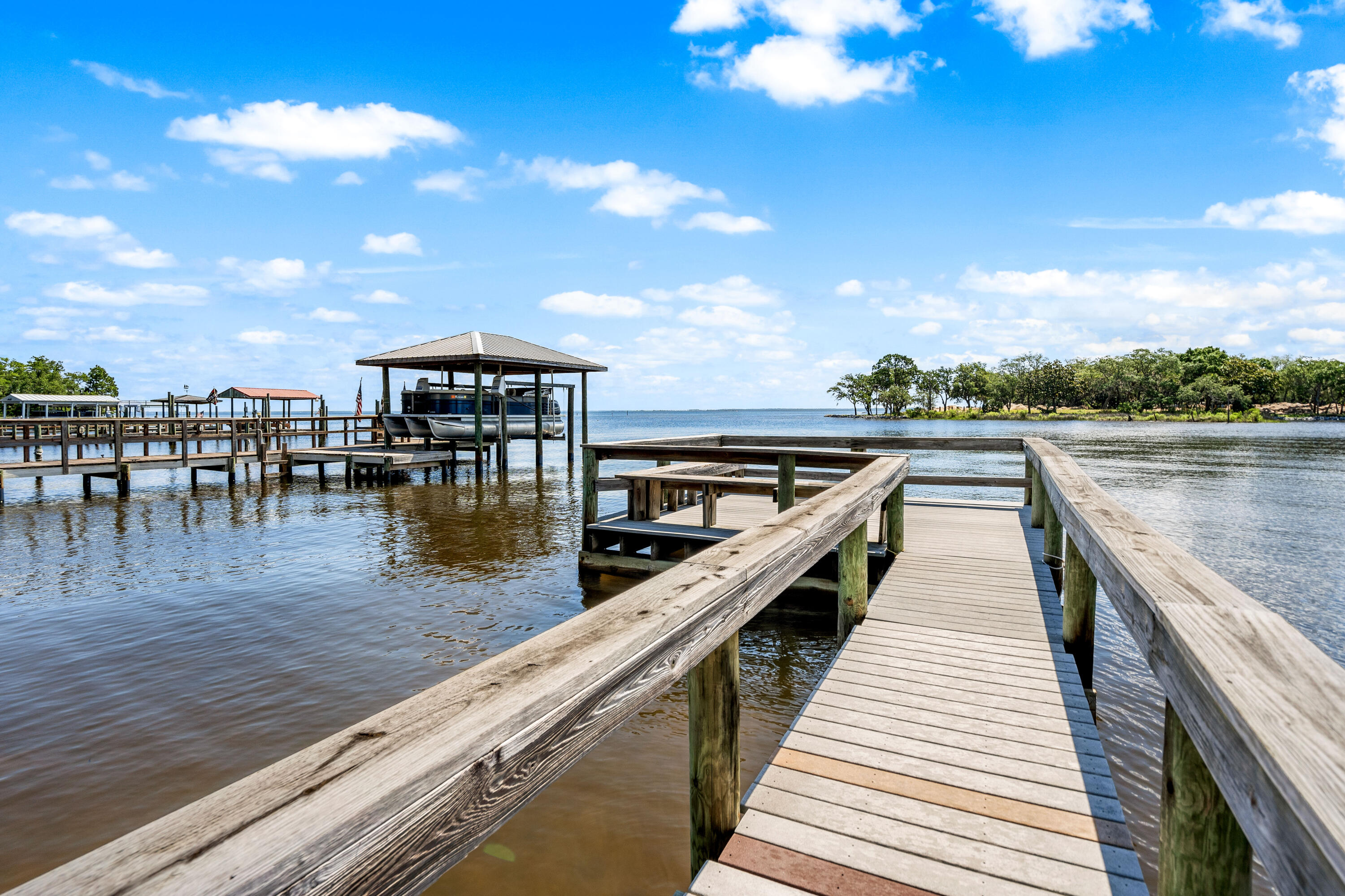 FISCHERS LANDING - Residential