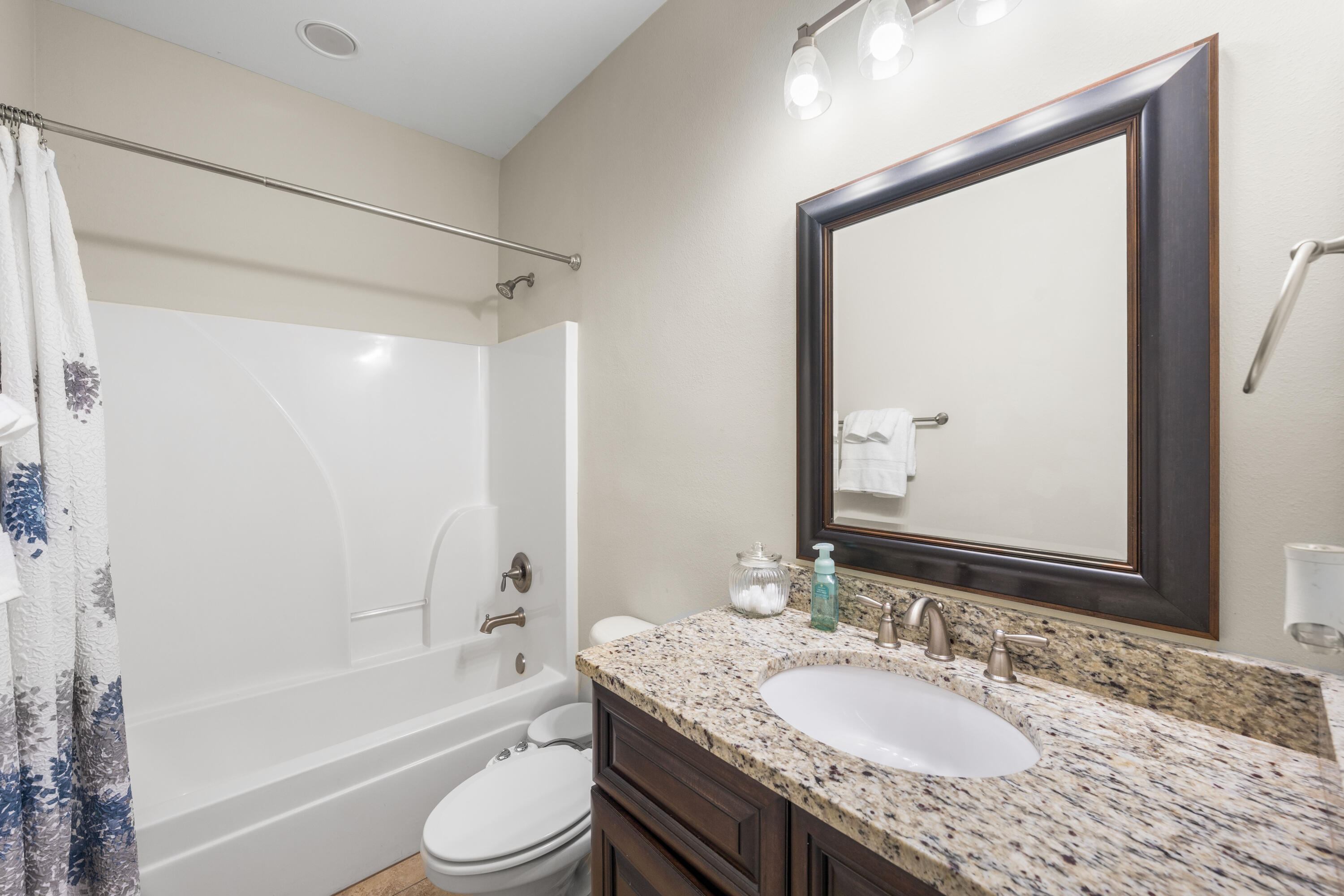 FISCHERS LANDING - Residential