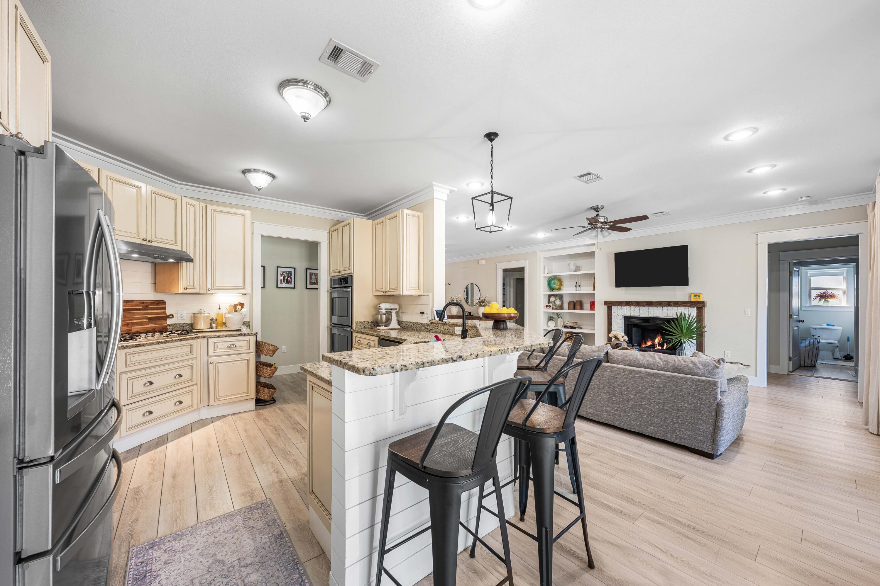 FISCHERS LANDING - Residential