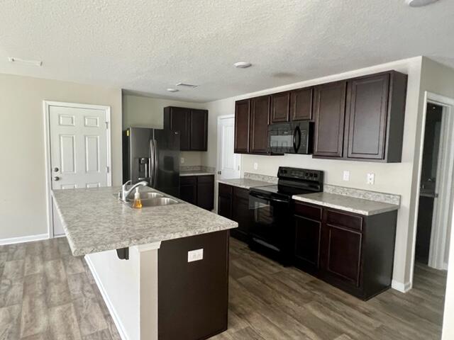 HAMMOCK BAY - Residential Lease