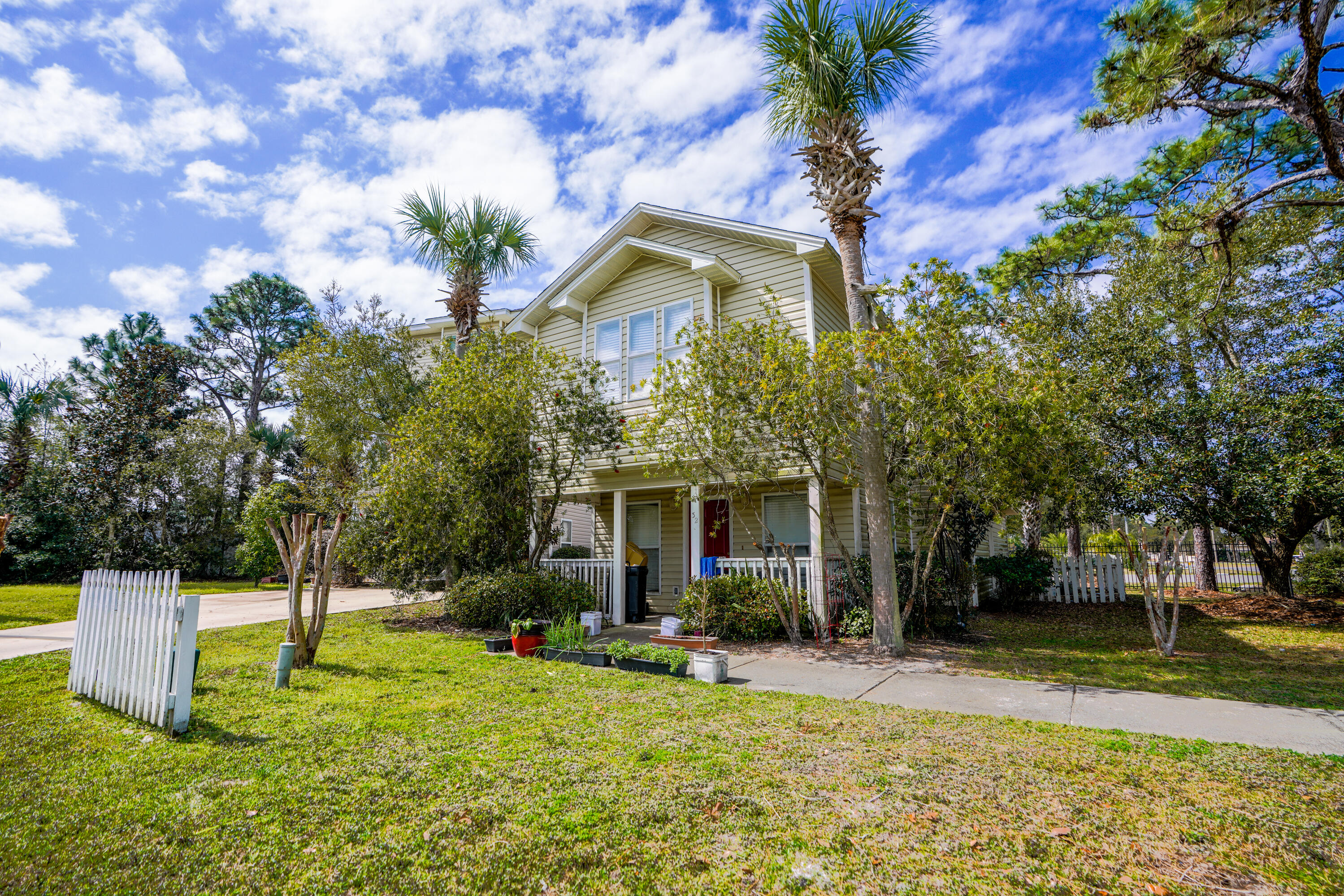 ENCHANTED ESTATES - Residential