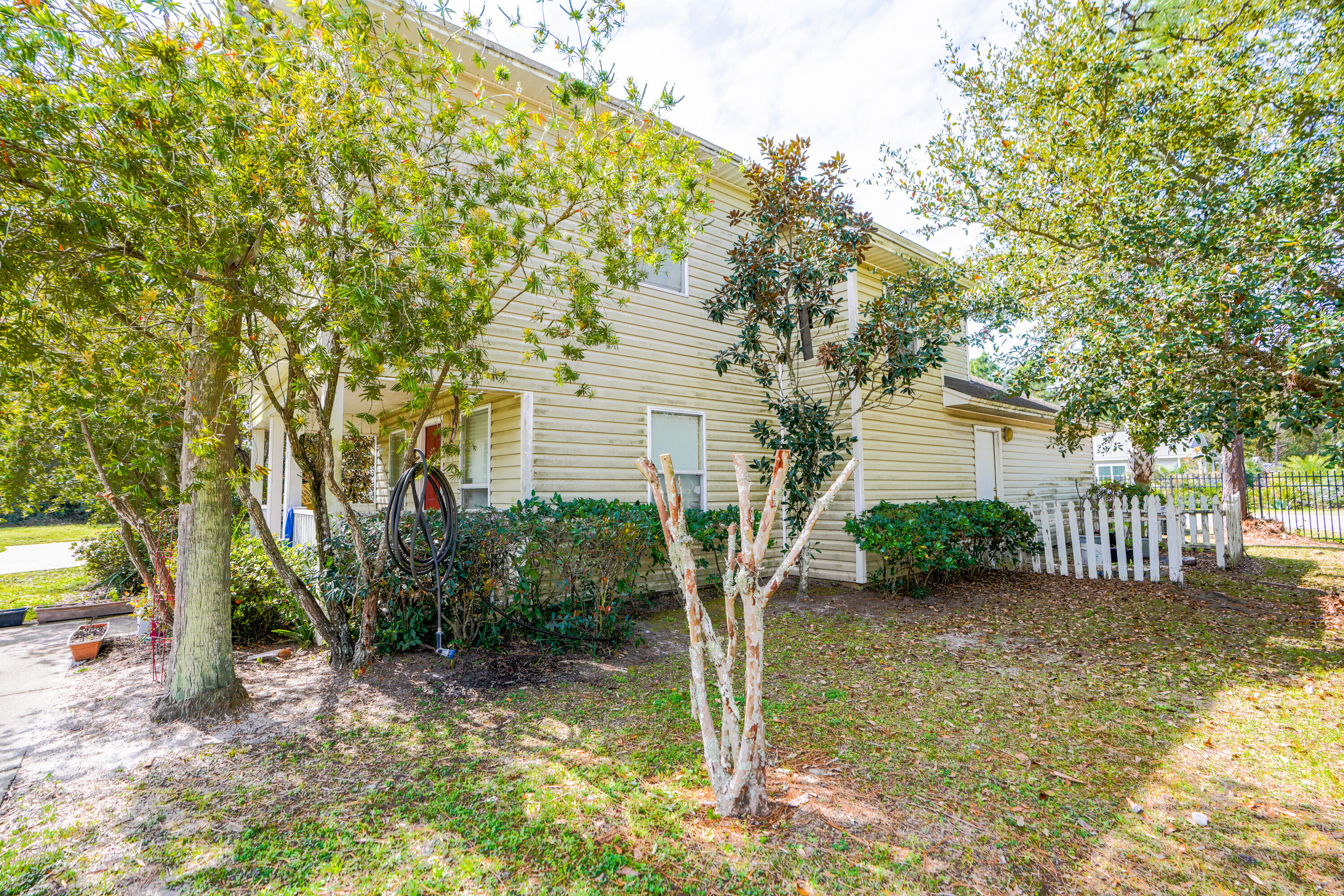 ENCHANTED ESTATES - Residential