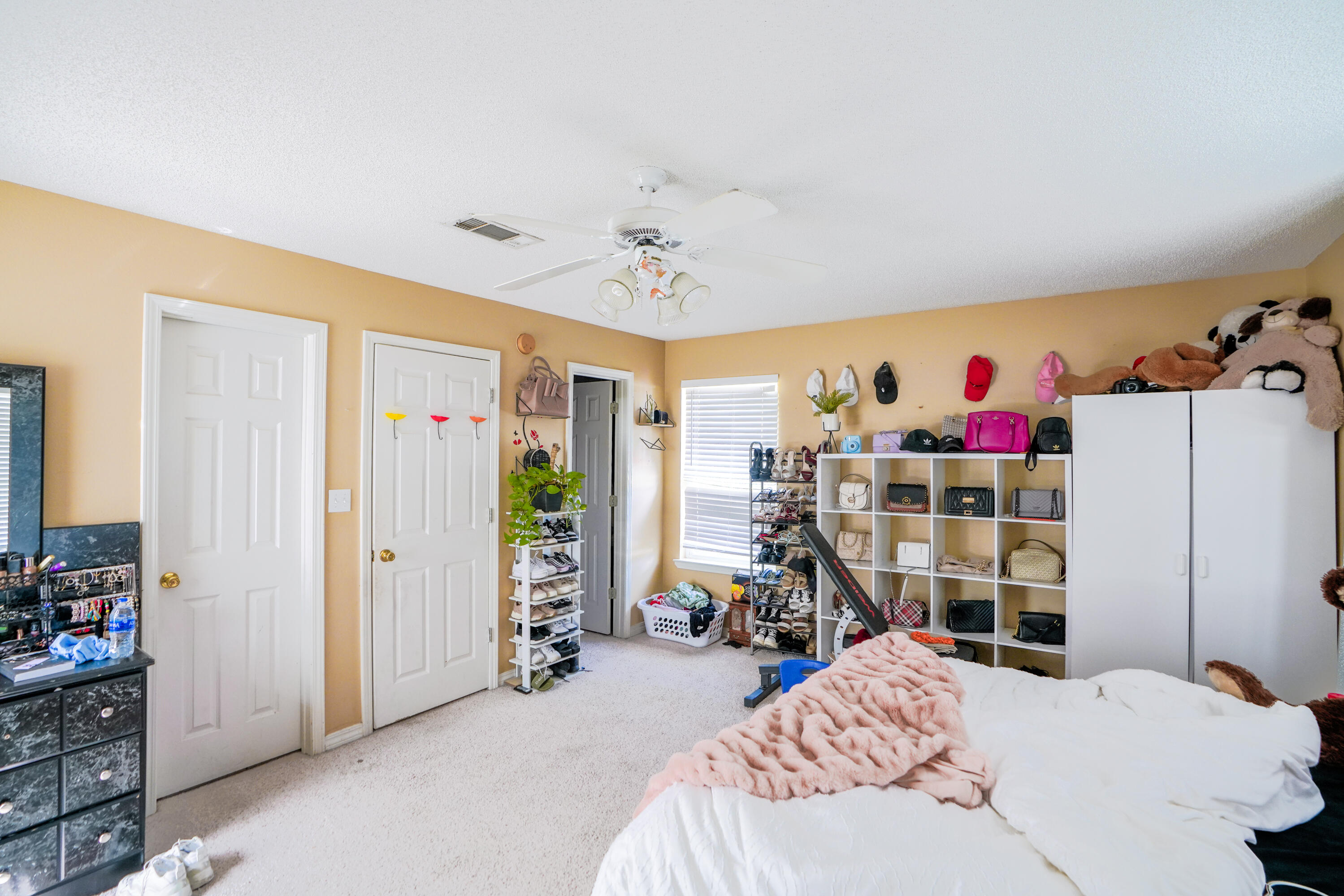 ENCHANTED ESTATES - Residential