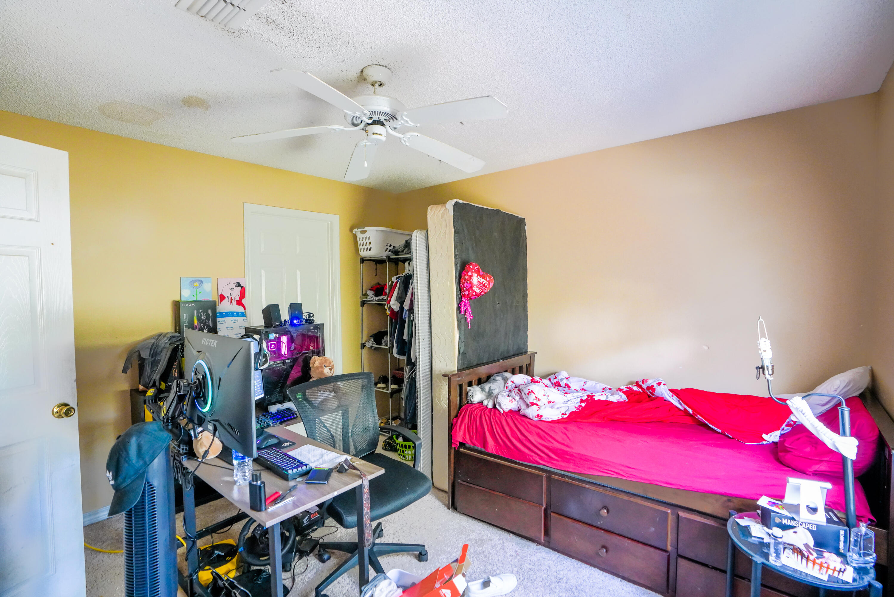 ENCHANTED ESTATES - Residential