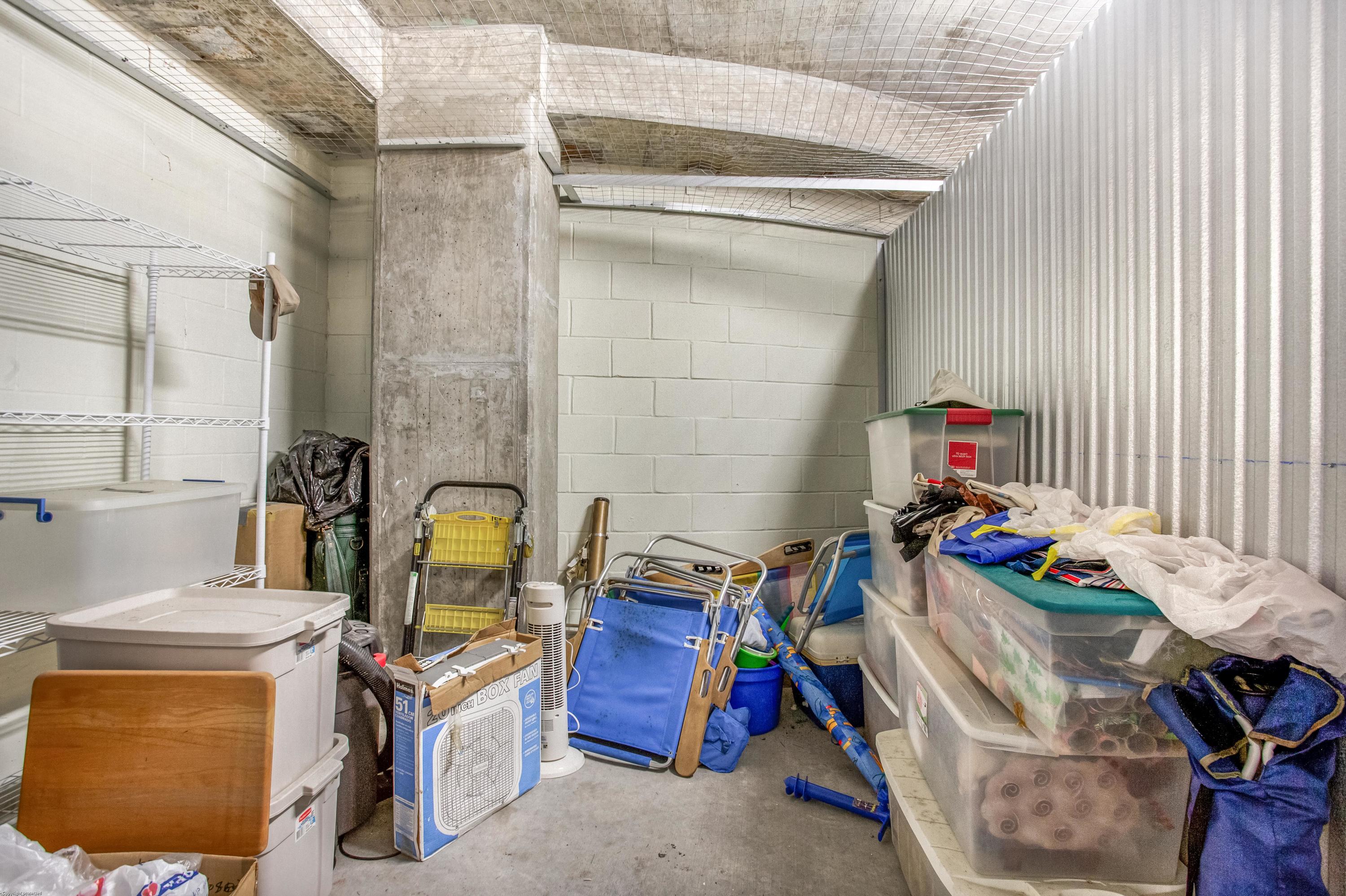 ONE WATER PLACE - Residential