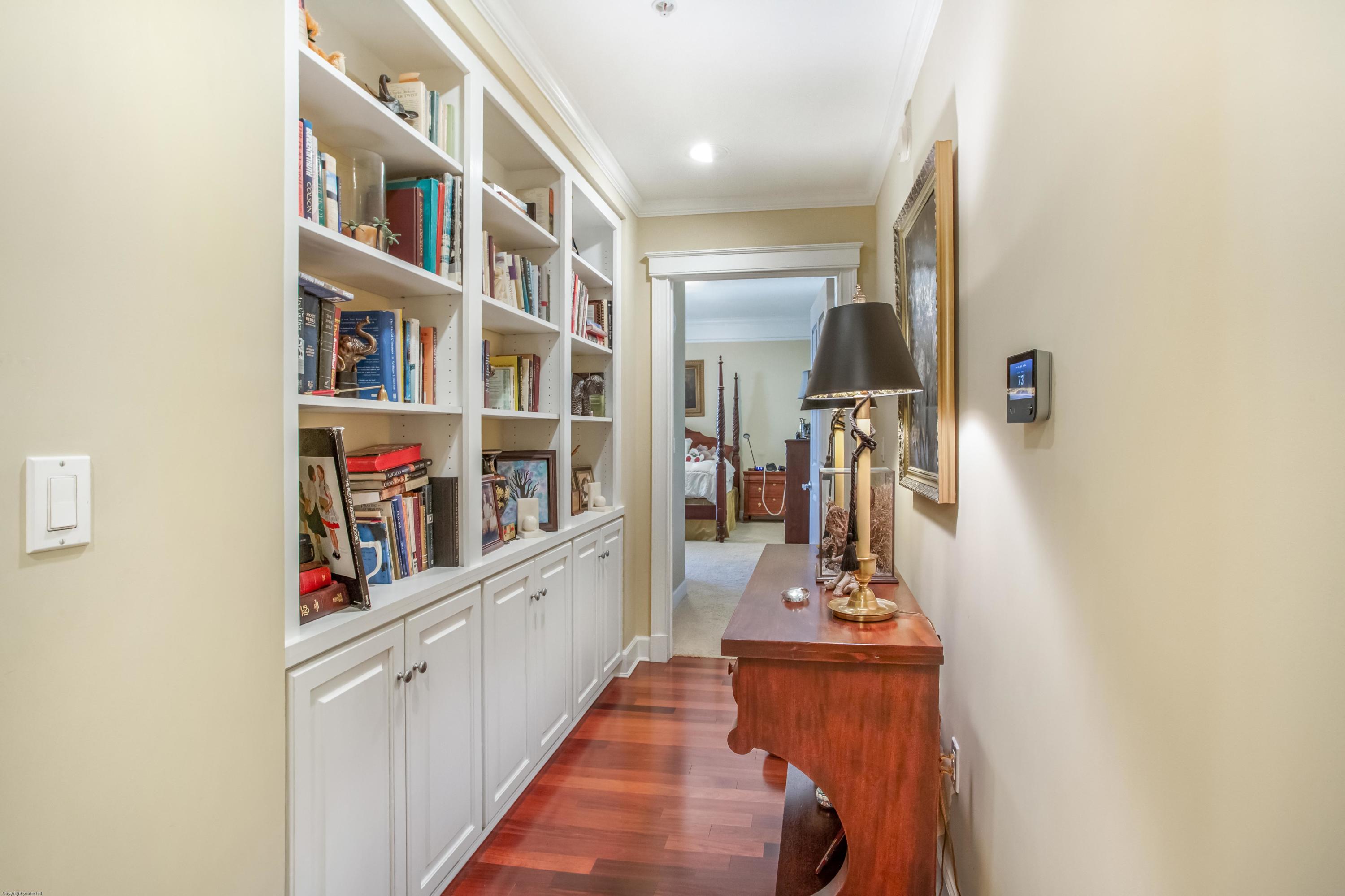 ONE WATER PLACE - Residential