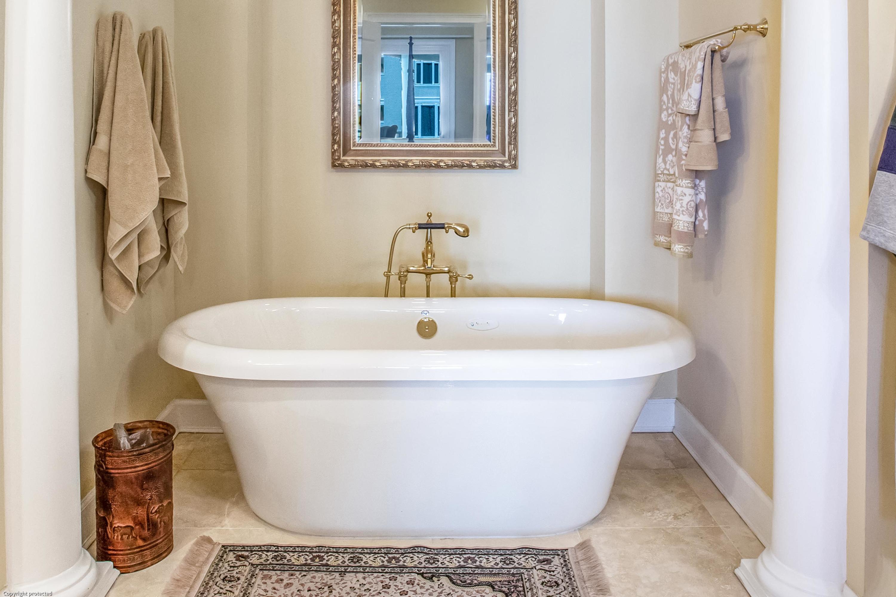 ONE WATER PLACE - Residential