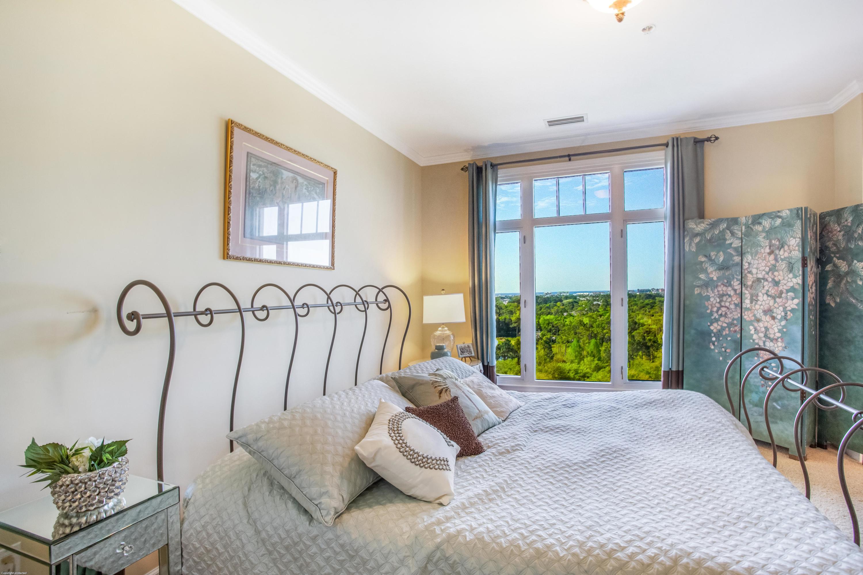 ONE WATER PLACE - Residential