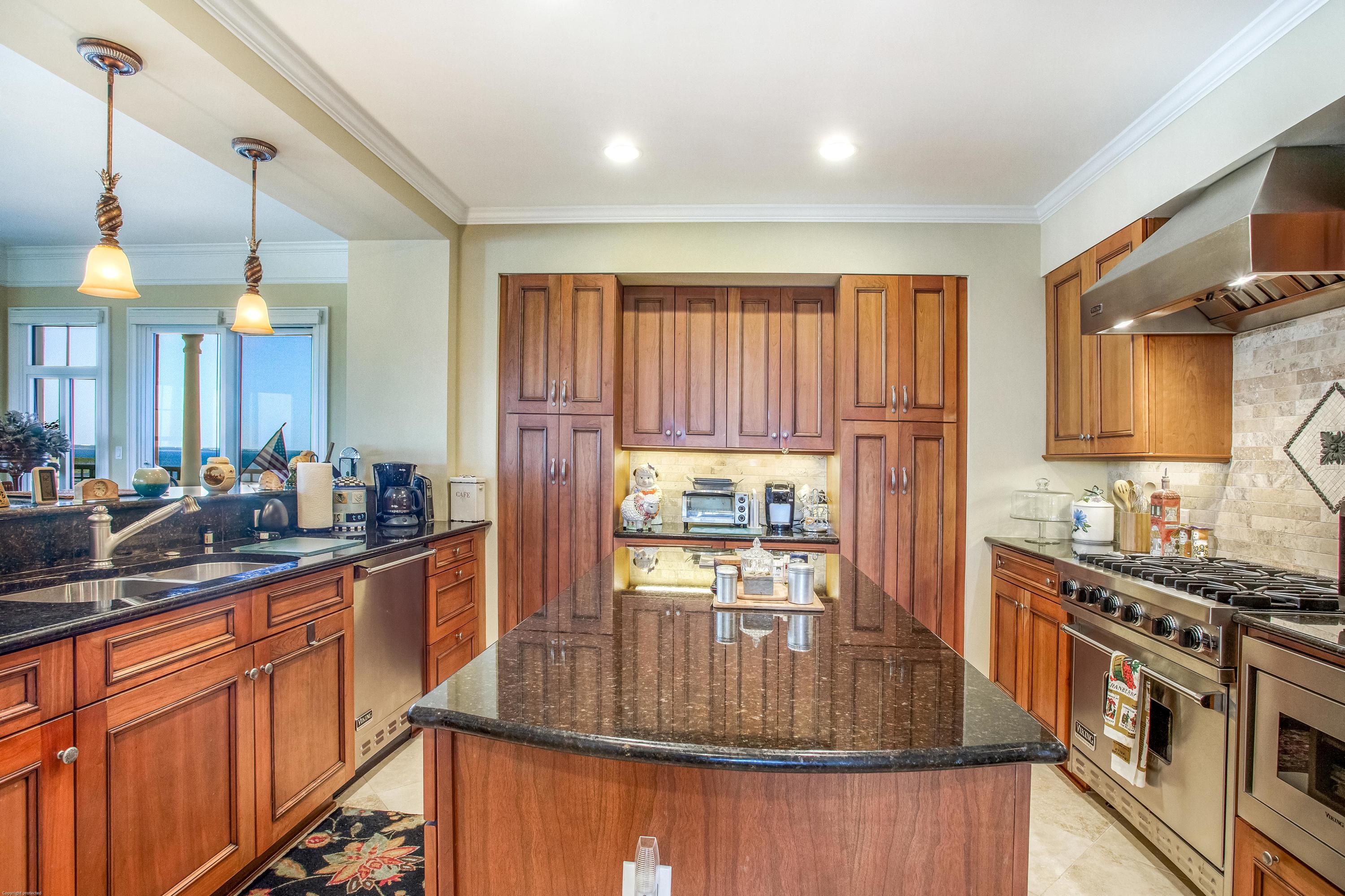 ONE WATER PLACE - Residential