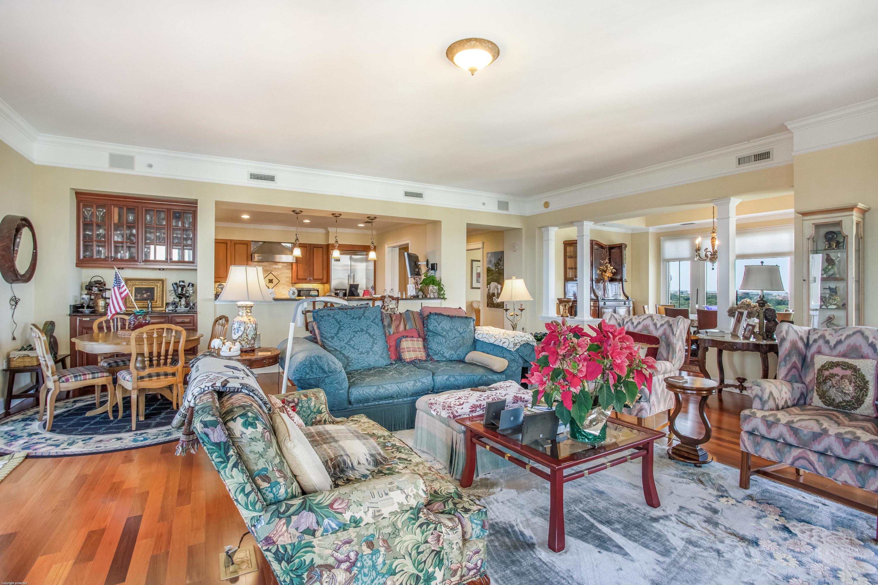 ONE WATER PLACE - Residential