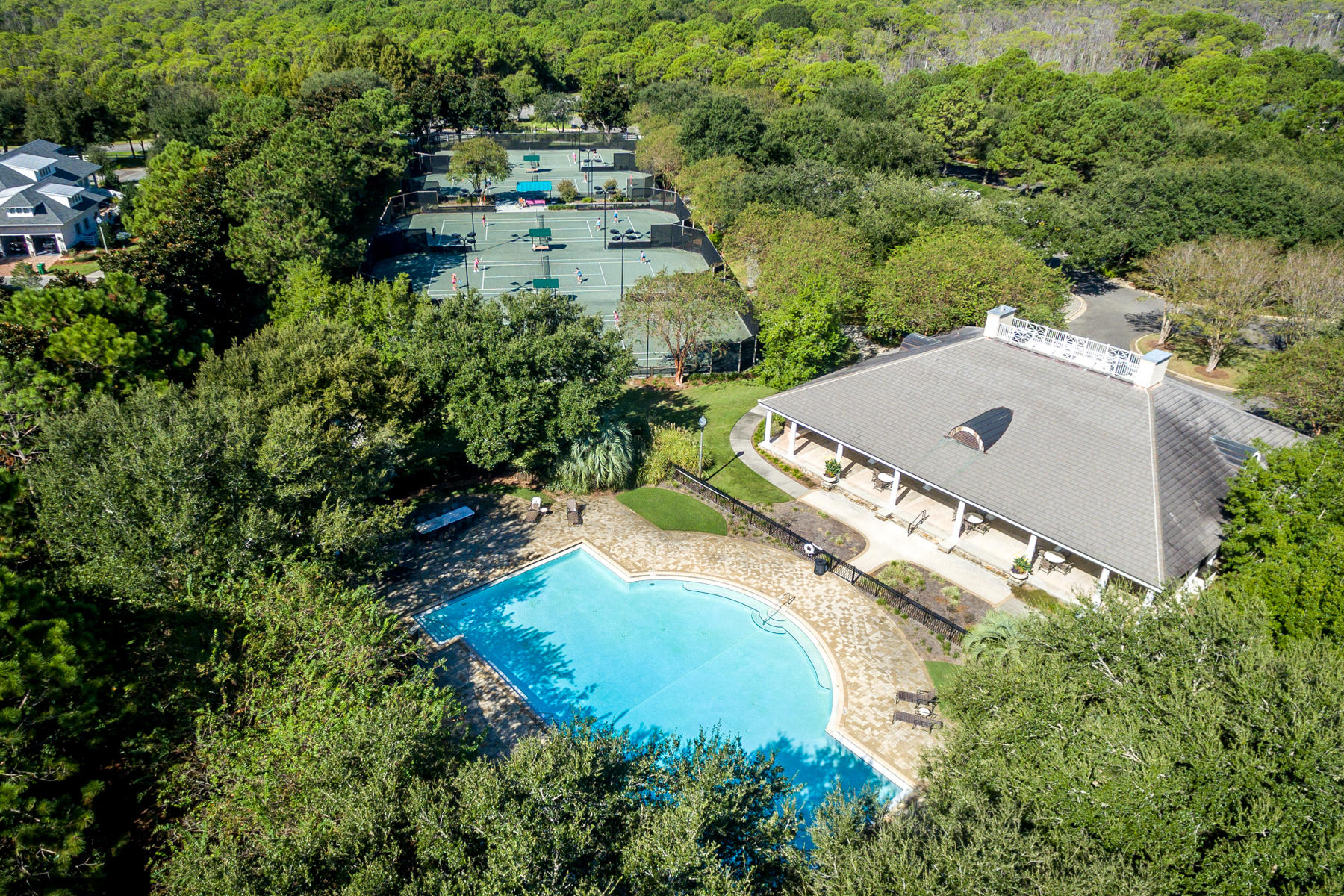 ONE WATER PLACE - Residential