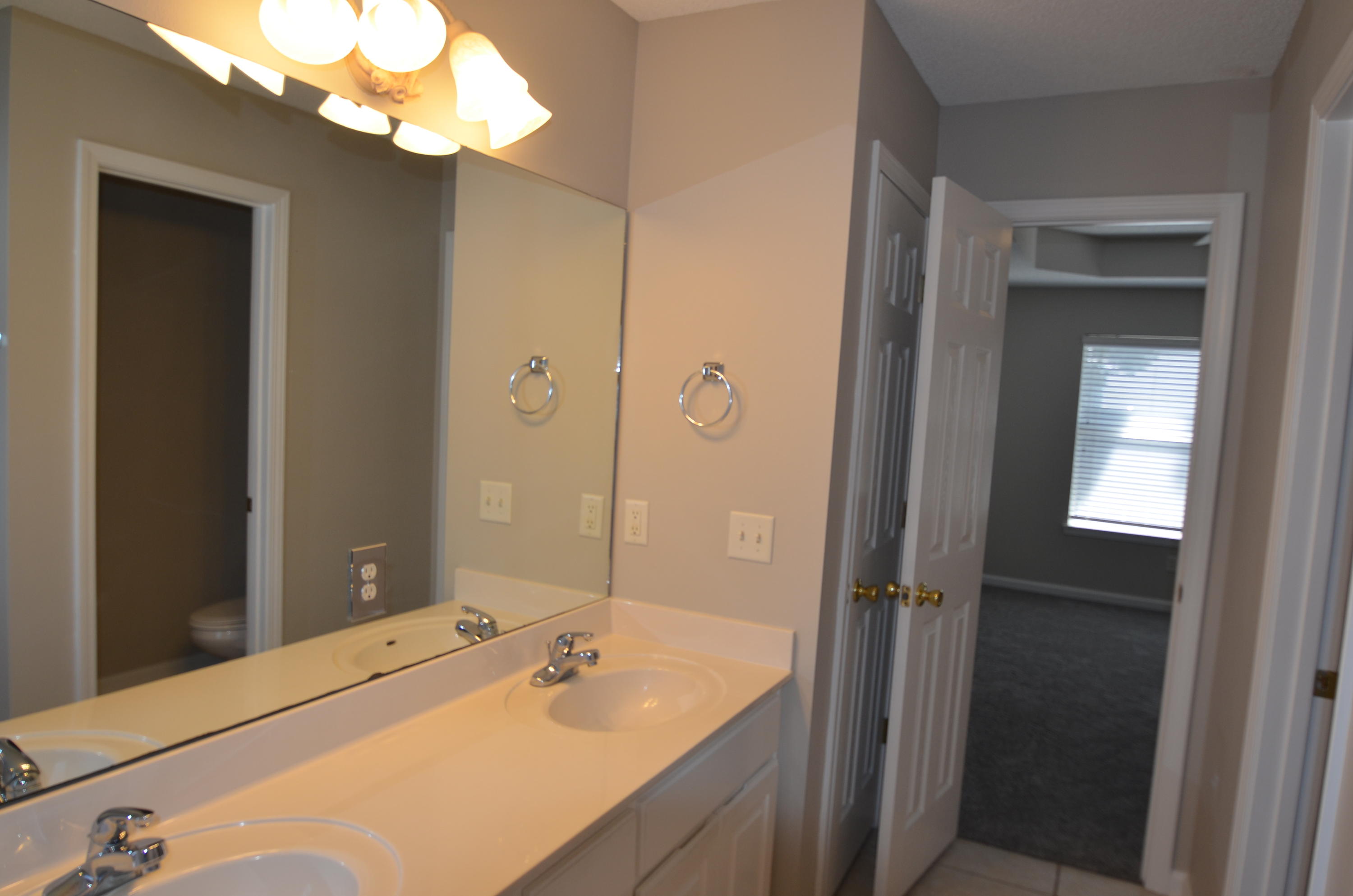 OAK PARK ESTATES - Residential