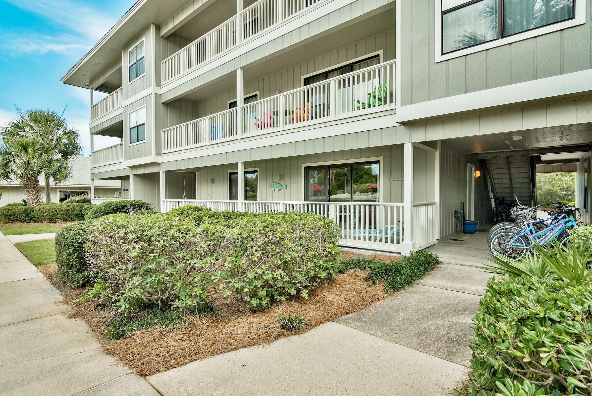 BEACHWOOD VILLAS CONDO - Residential