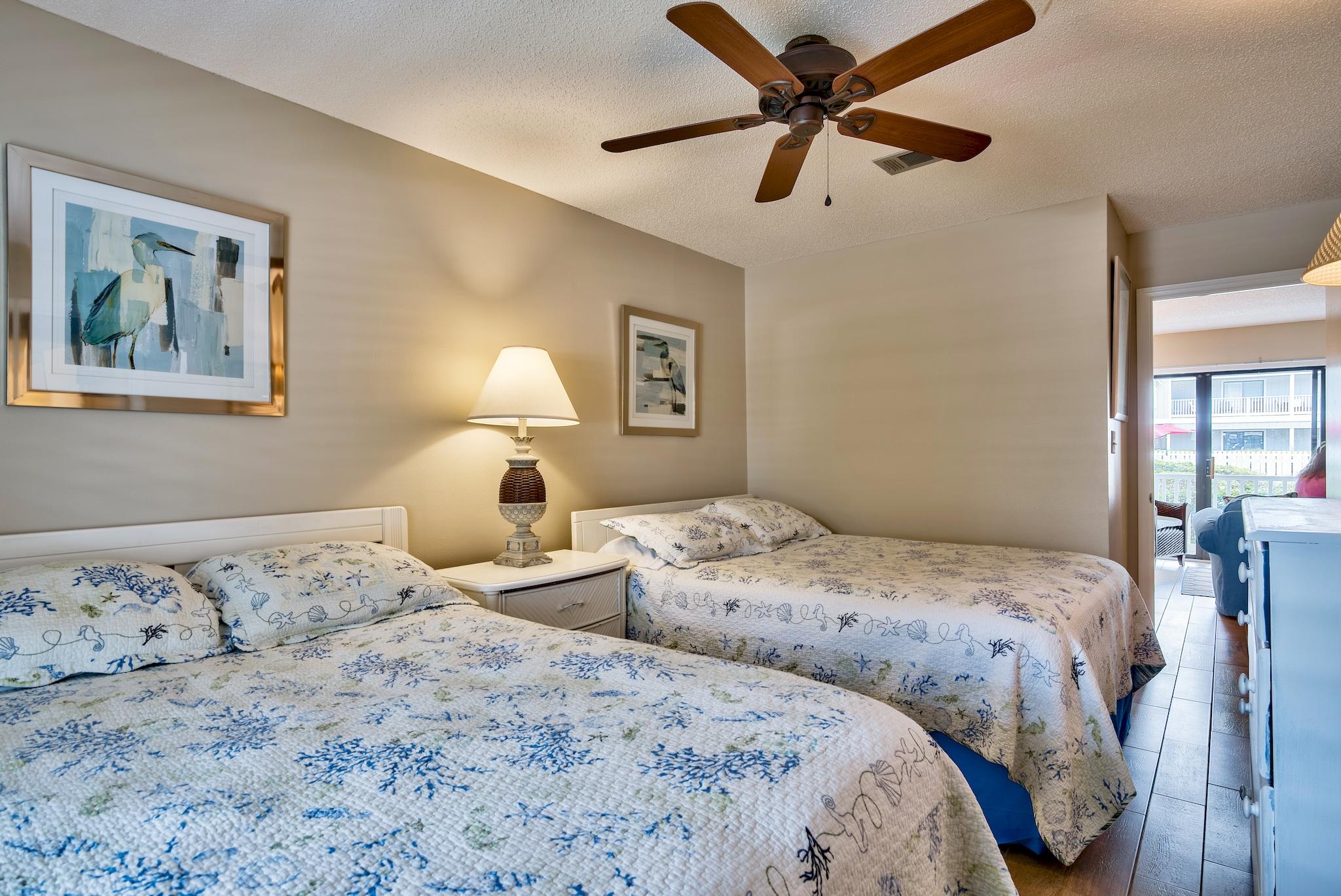 BEACHWOOD VILLAS CONDO - Residential