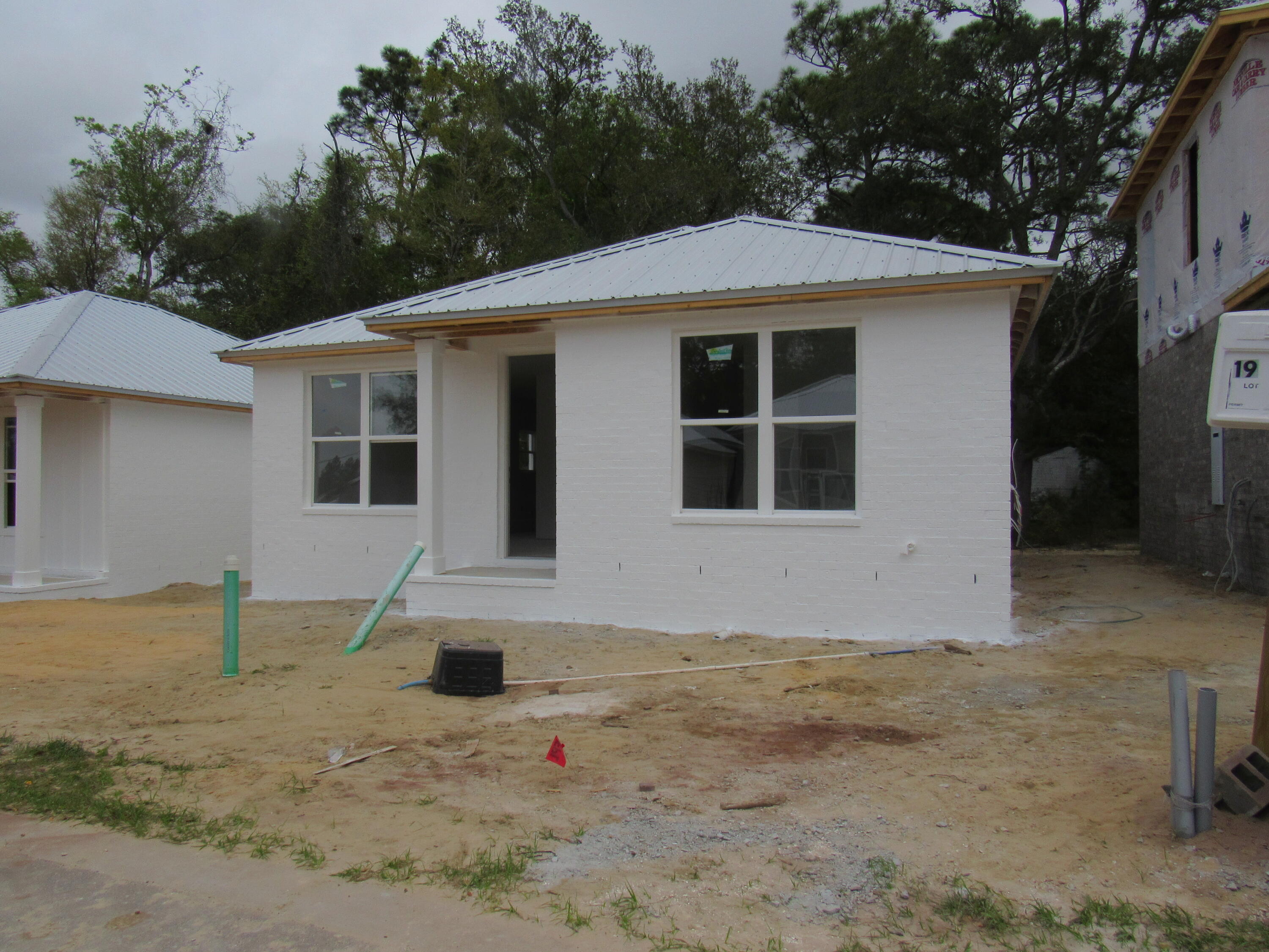 KAKE COTTAGES - Residential
