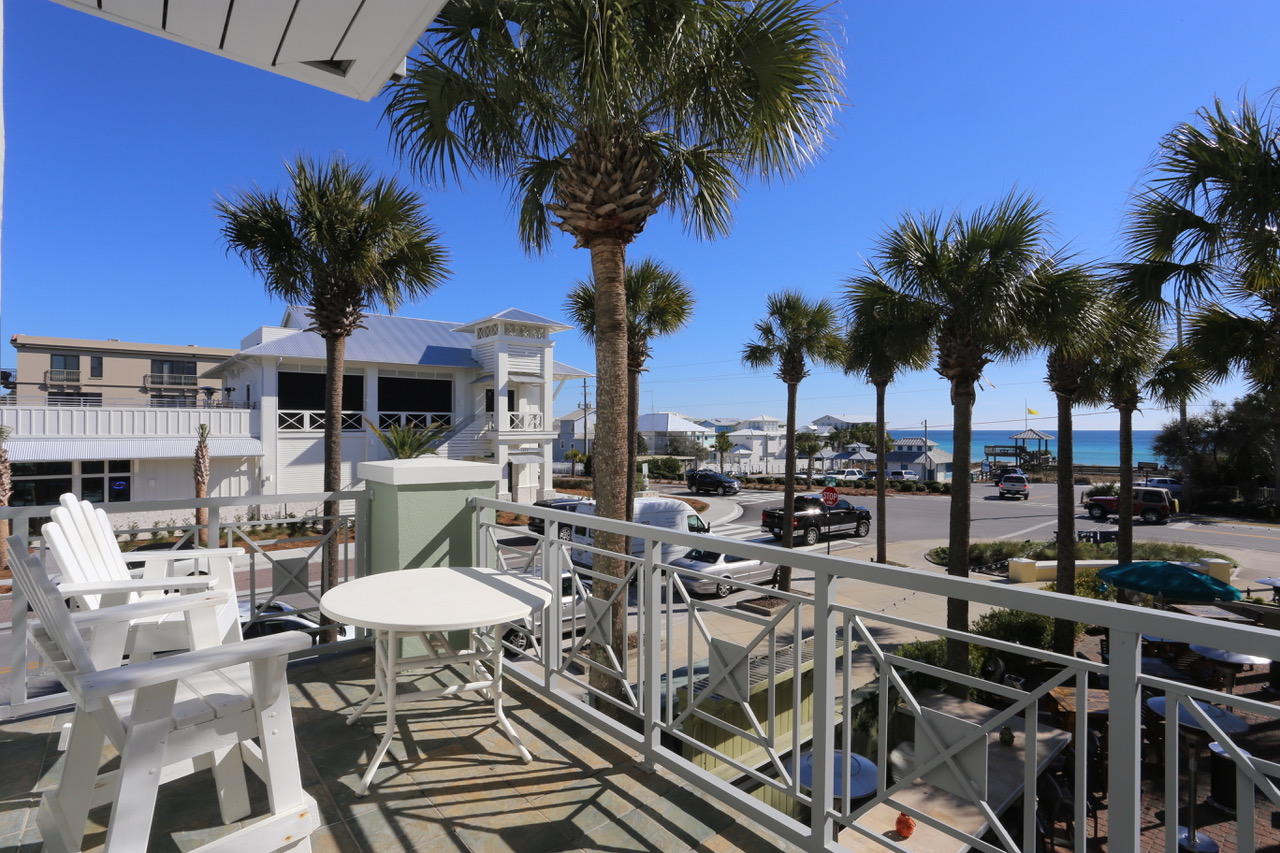 INN AT GULF PLACE - Residential