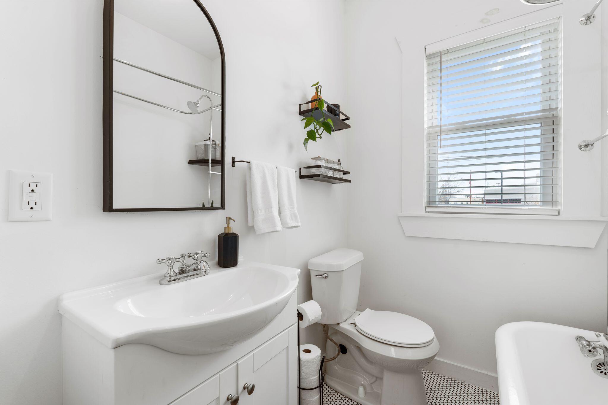 SUDDUTH POINT - Residential