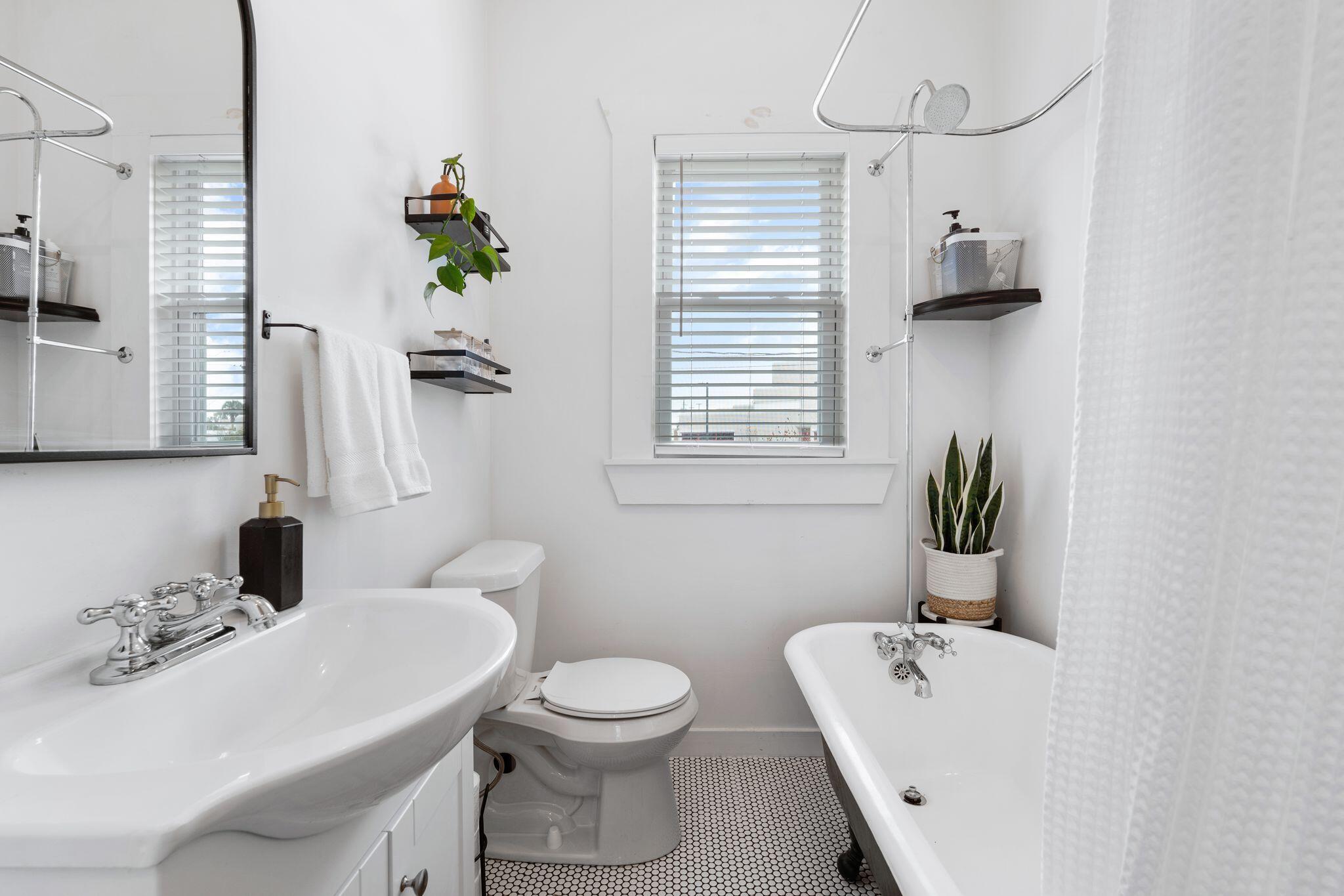 SUDDUTH POINT - Residential
