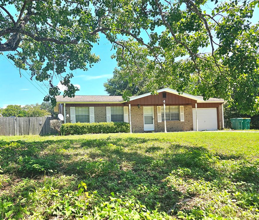 NEW ROOF!!!👀 MOTIVATED SELLER!!!! LOOKING TO BE A HOMEOWNER NEAR EGLIN AIR FORCE BASE? This nice 3 bedrooms and 1.5 bathrooms might be your HOME!!!  This brick home offers a semi open layout in the social areas, side-to-side set of windows in the living room. Sliding doors in dining area, allowing plenty of natural light. Solid kitchen cabinets, breakfast bar, ceiling fans and crown molding. Nice size privacy fenced back yard, ideal for relaxing. Strategically located, at only 3.8 miles (10 minutes) from Eglin Air Force Base, short commute to banks, supermarkets, medical, and our flowery sandy beaches!