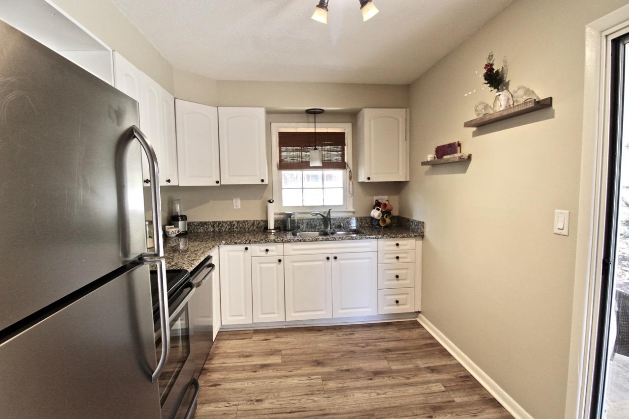 PINECREST HILLS - Residential