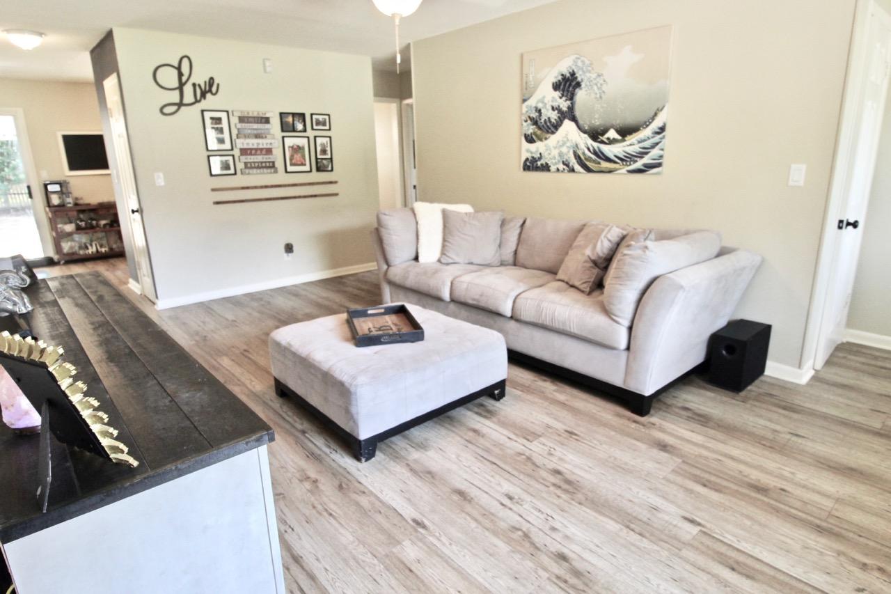 PINECREST HILLS - Residential