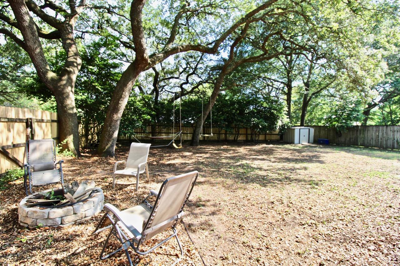 PINECREST HILLS - Residential