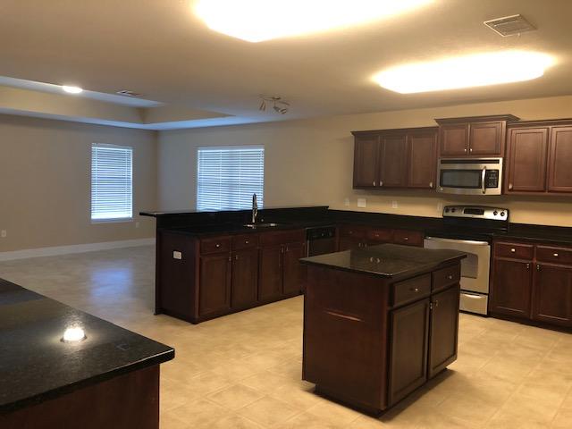 SUMMERSET ESTATES - Residential