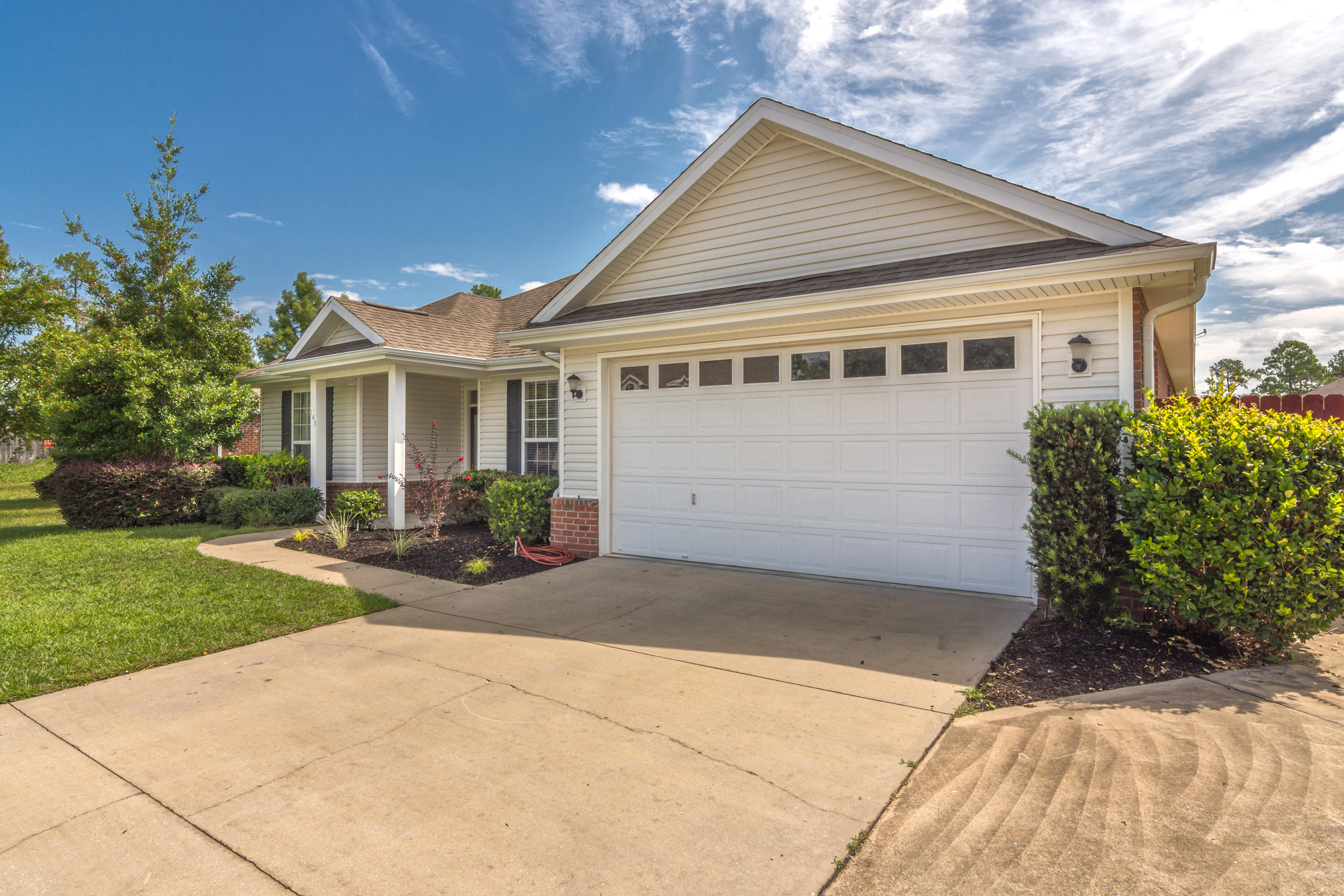 SHADOW PINES - Residential