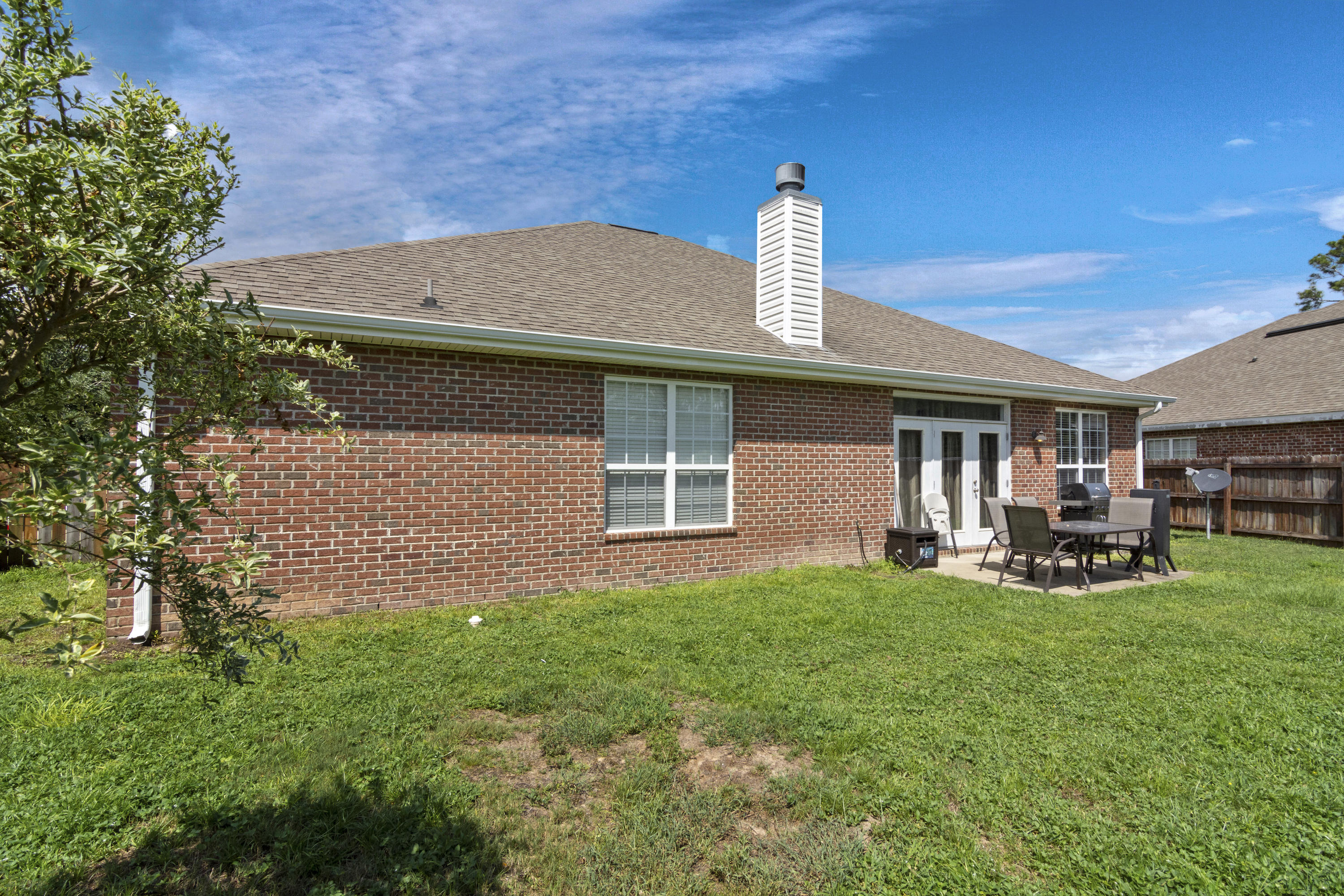 SHADOW PINES - Residential