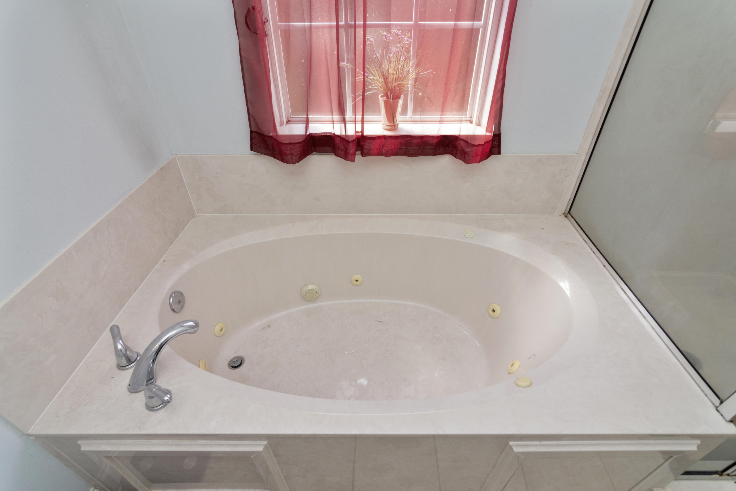 SHADOW PINES - Residential