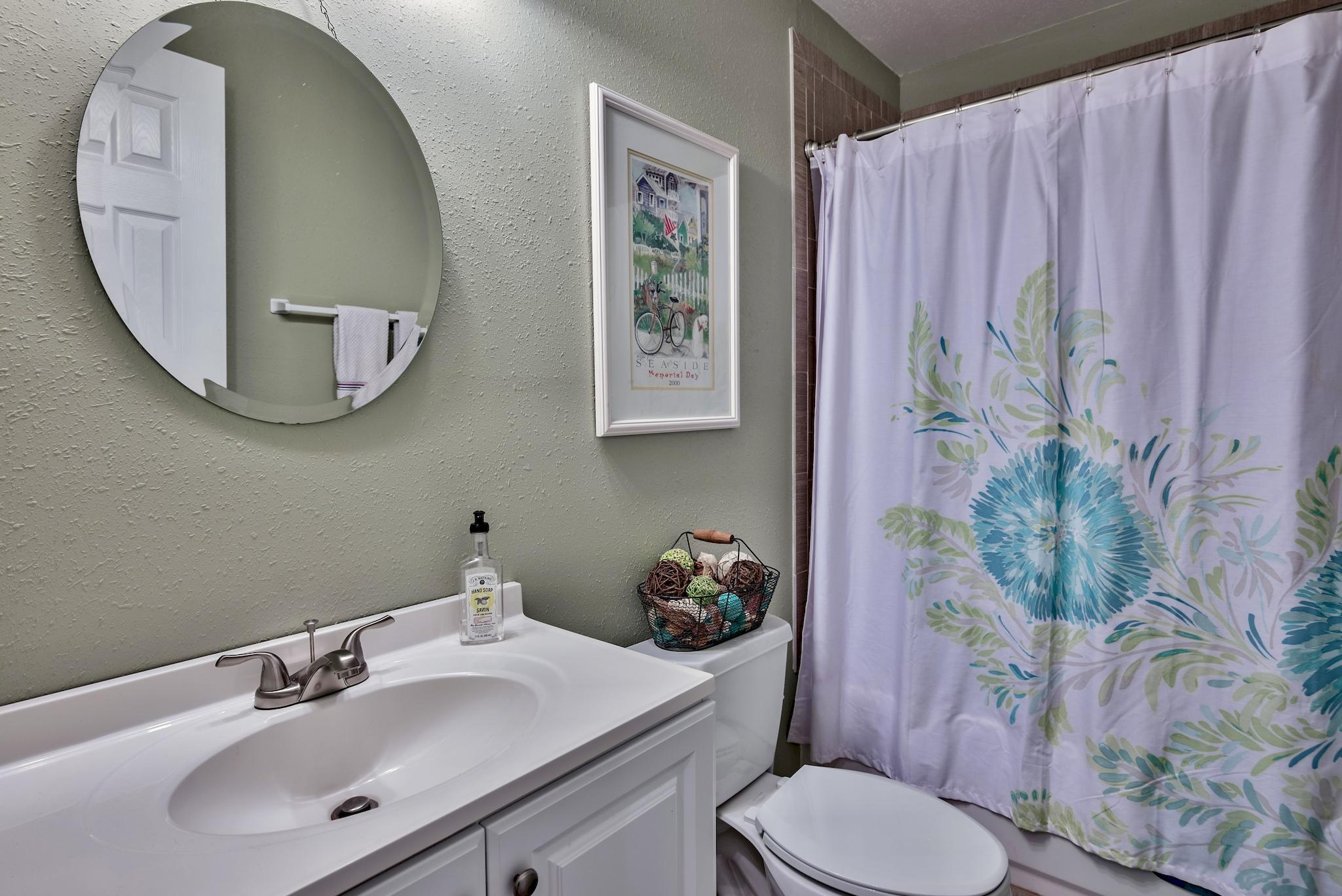 SEASCAPE CONDO GARDEN VILLA - Residential