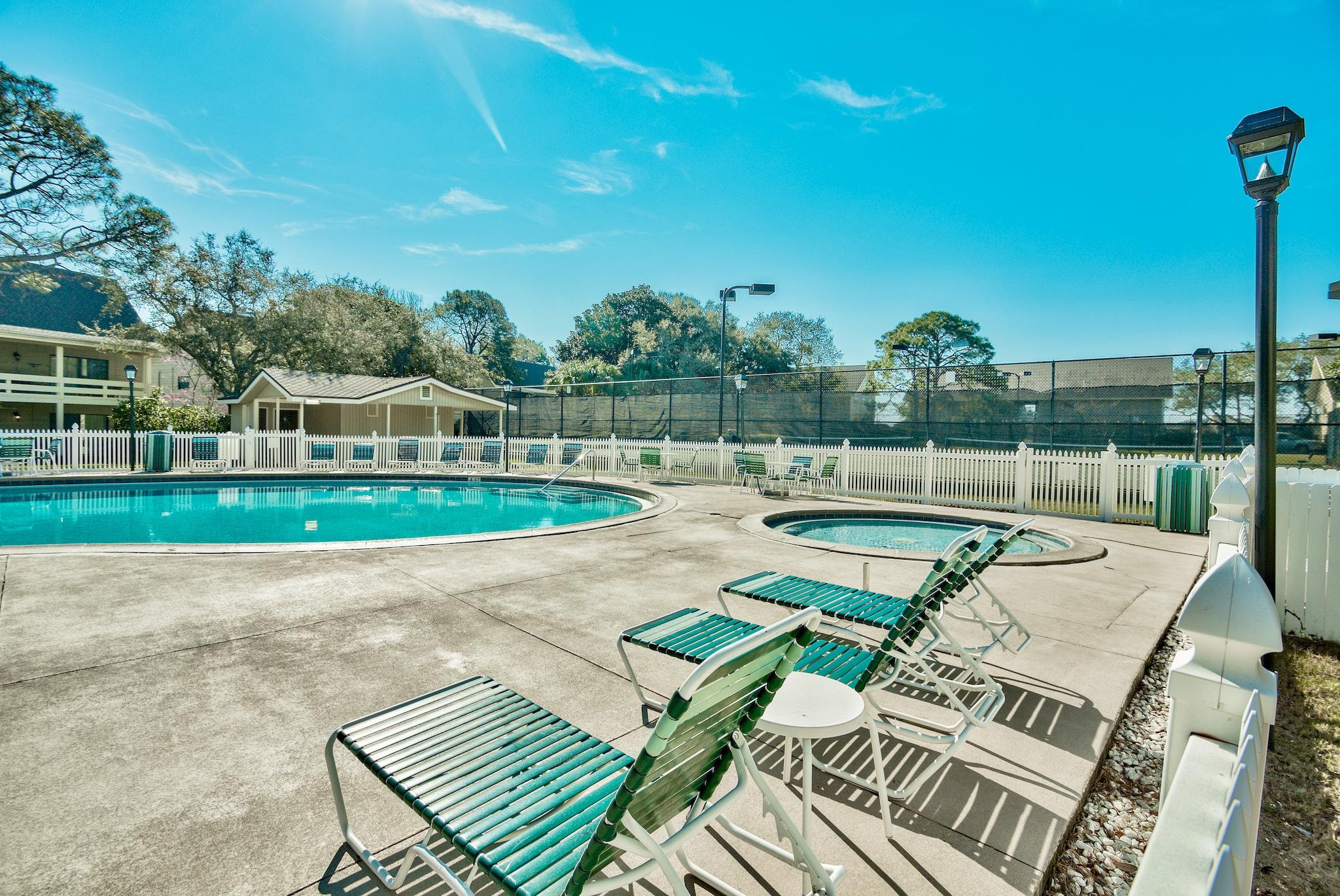 SEASCAPE CONDO GARDEN VILLA - Residential