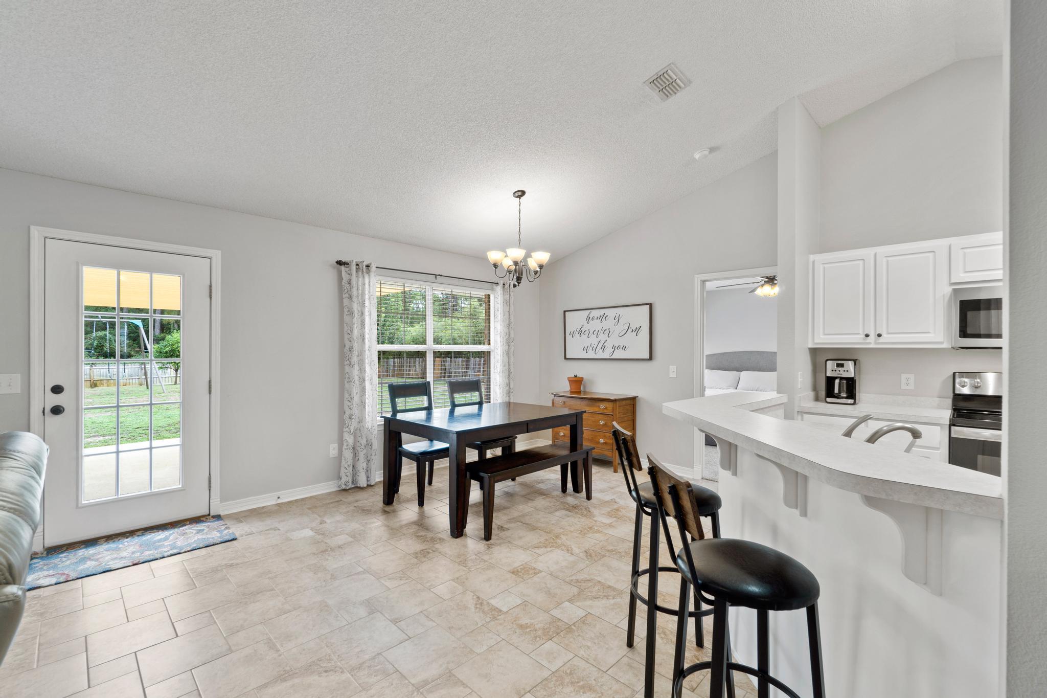 HOLLEY BY THE SEA - Residential