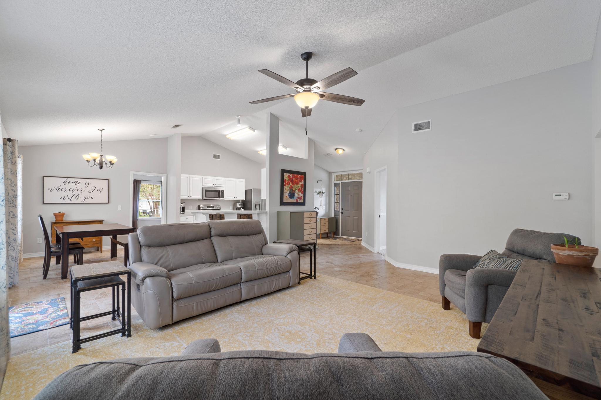 HOLLEY BY THE SEA - Residential