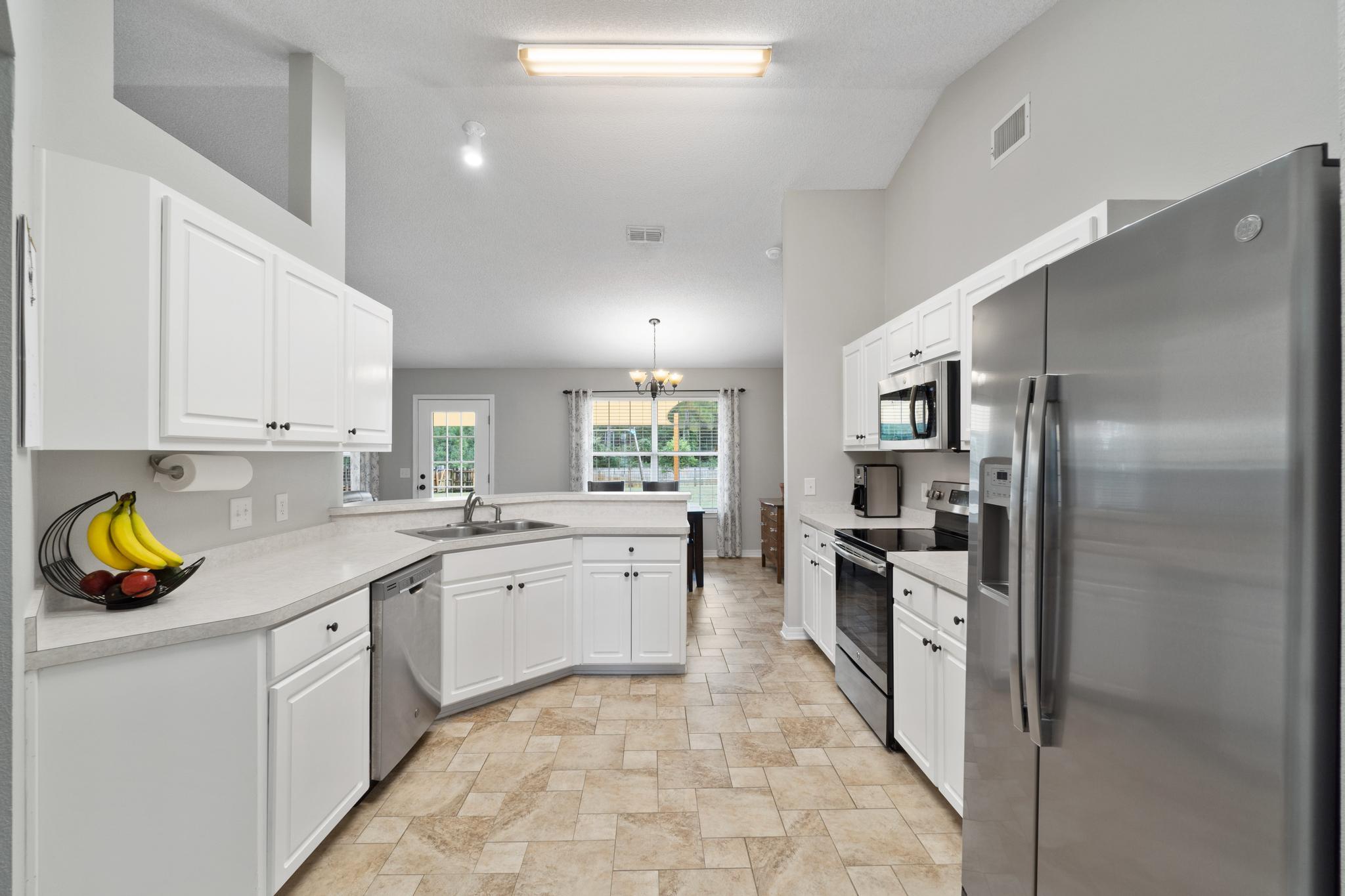 HOLLEY BY THE SEA - Residential