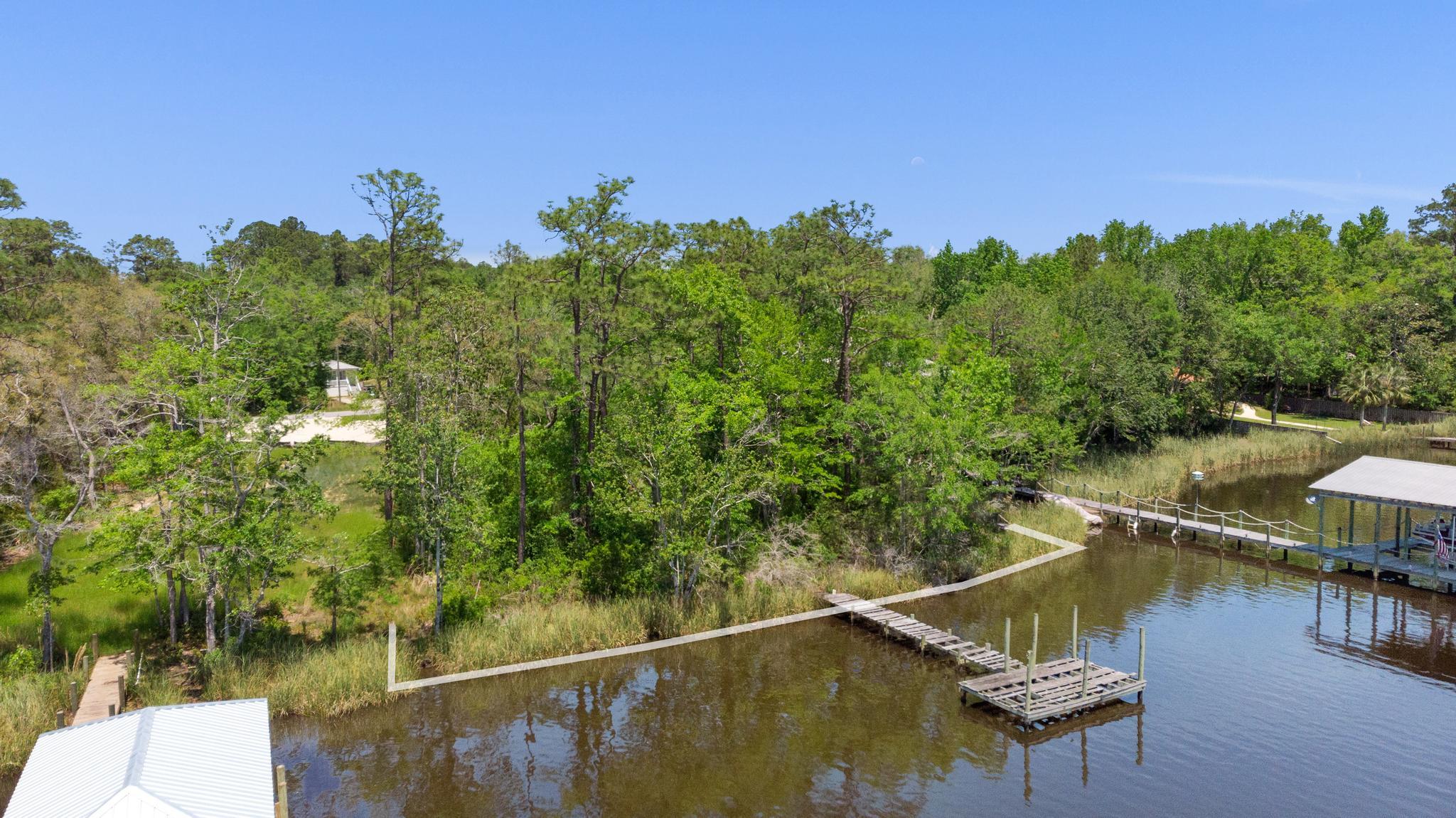 MCCLEANS UNREC - Land