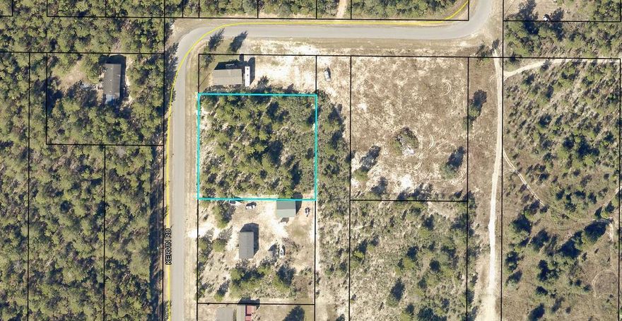 1.03 Acres of land for sale in Crestview! Act fast, land in this area is going fast! With a motivated seller and lots of space, this would be a great spot for your new Florida home!