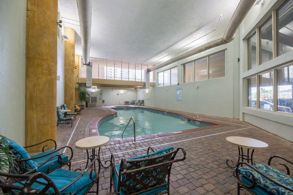 SHORES OF PANAMA - Residential