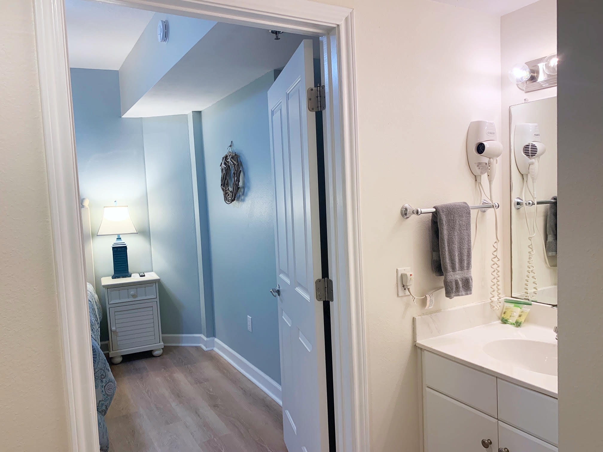 SHORES OF PANAMA - Residential